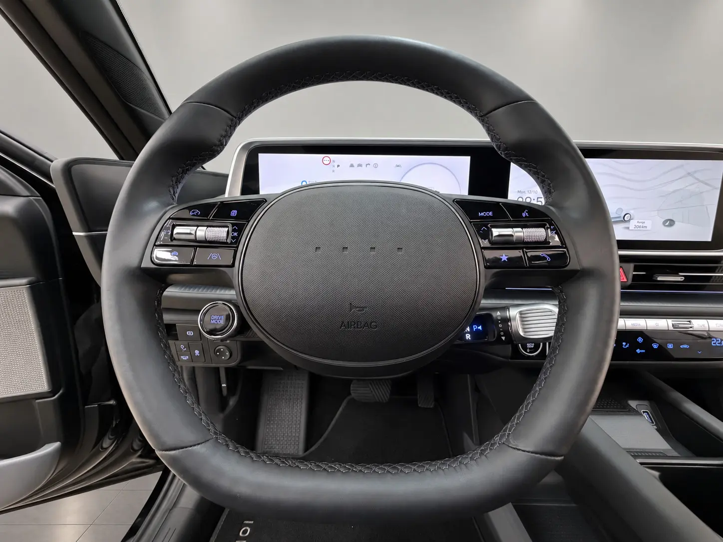 HYUNDAI IONIQ - 6 - 77,4KWH - 325 CV - 4WD - TOIT OUVRANT