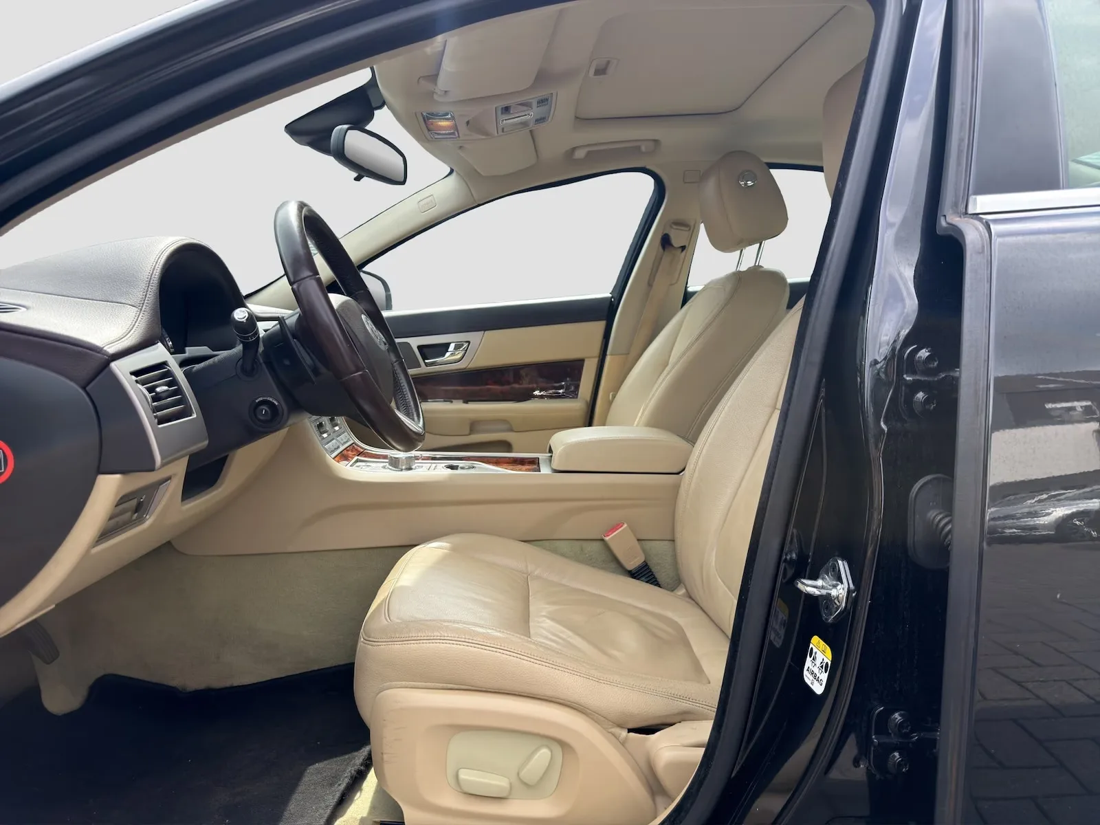 JAGUAR XF - 3.0 V6 DIESEL S - LUXE - CUIR - 275 CV