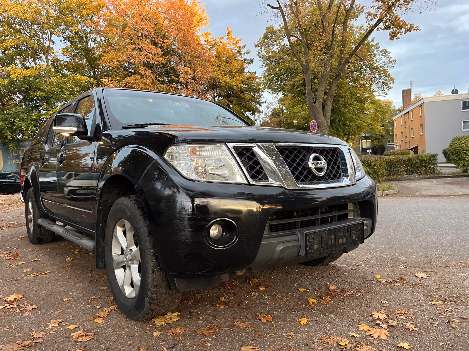 NISSAN NAVARA PICKUP DOUBLE CAB SE 4X4 | 190 ch | BVA | VOLANT EN CUIR