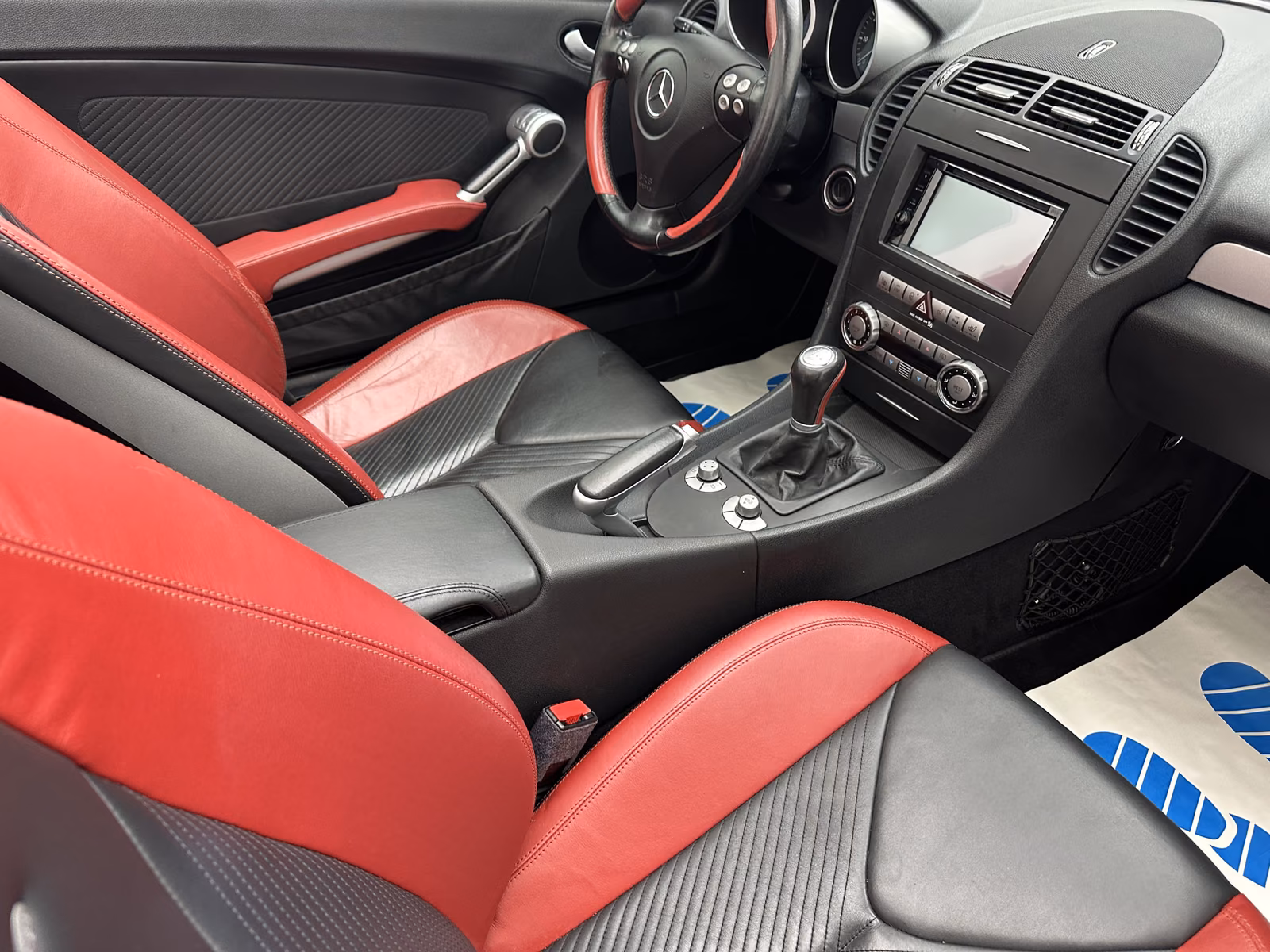 MERCEDES-BENZ SLK - 200 KOMPRESSOR - 163 CV - BVM - CUIR INTÉGRAL