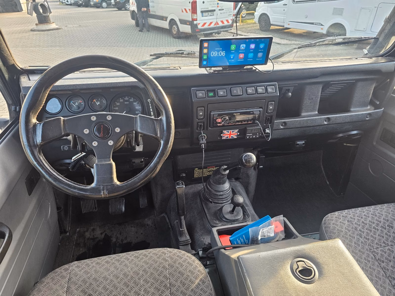 LAND ROVER DEFENDER 110 TD5 STATION WAGON
