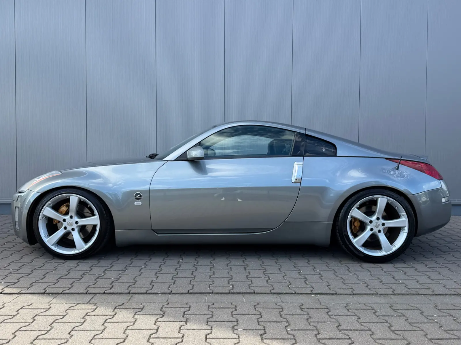 NISSAN 350Z COUPE BVM PREMIUM PACK CUIR XENON 78000KM TOP 280 ch PACK SPORT VOLANT EN CUIR