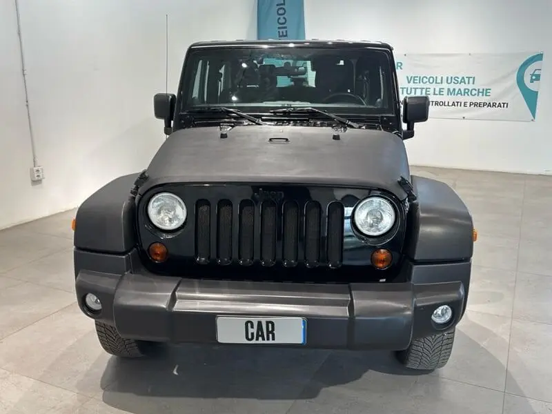 Jeep Wrangler 2.8 CRD Sport | 200 ch | BVM | Hard-top | Climatisation | Régulateur de vitesse | Jantes alu noires