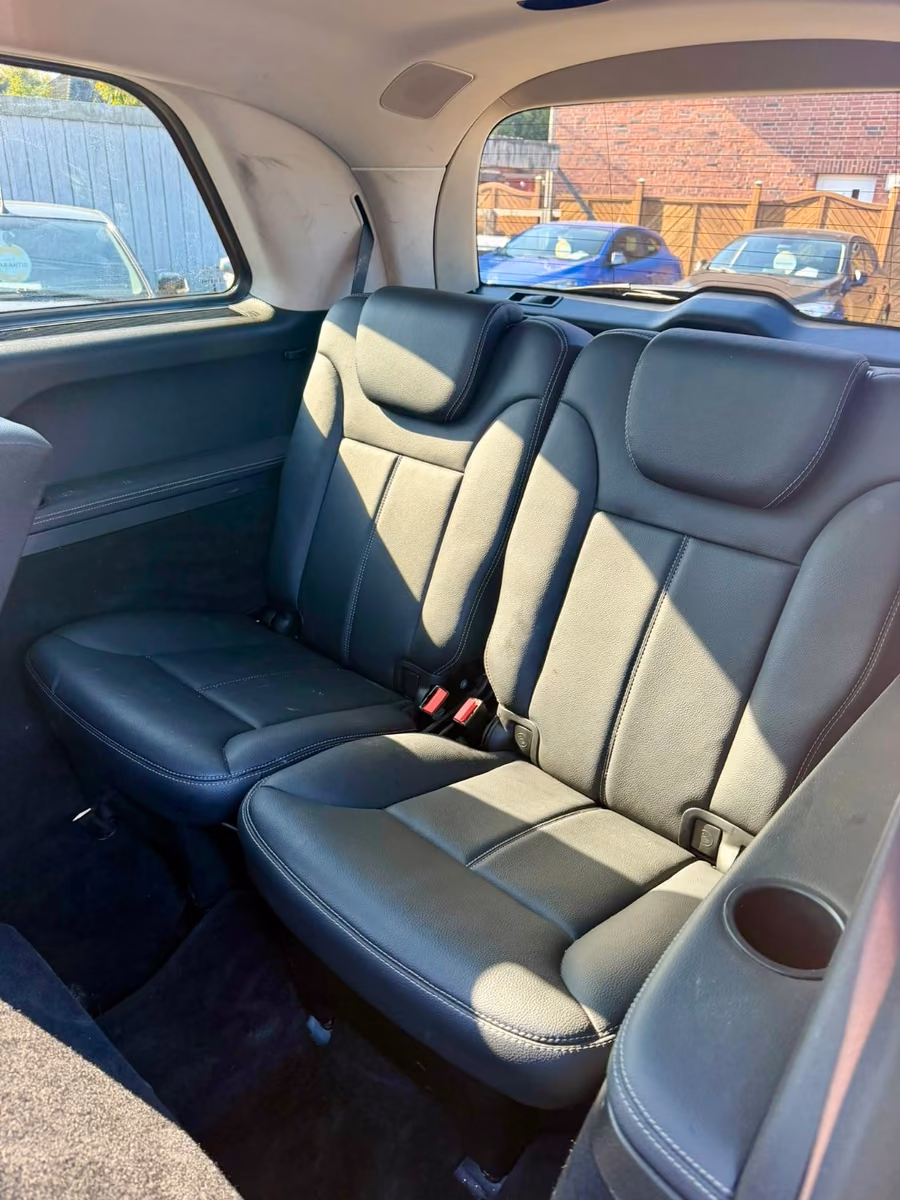 Mercedes-Benz GL 450 4Matic | 340 ch | BVA | 7 places | Toit panoramique | Suspension Airmatic | Écrans arrière | GPS