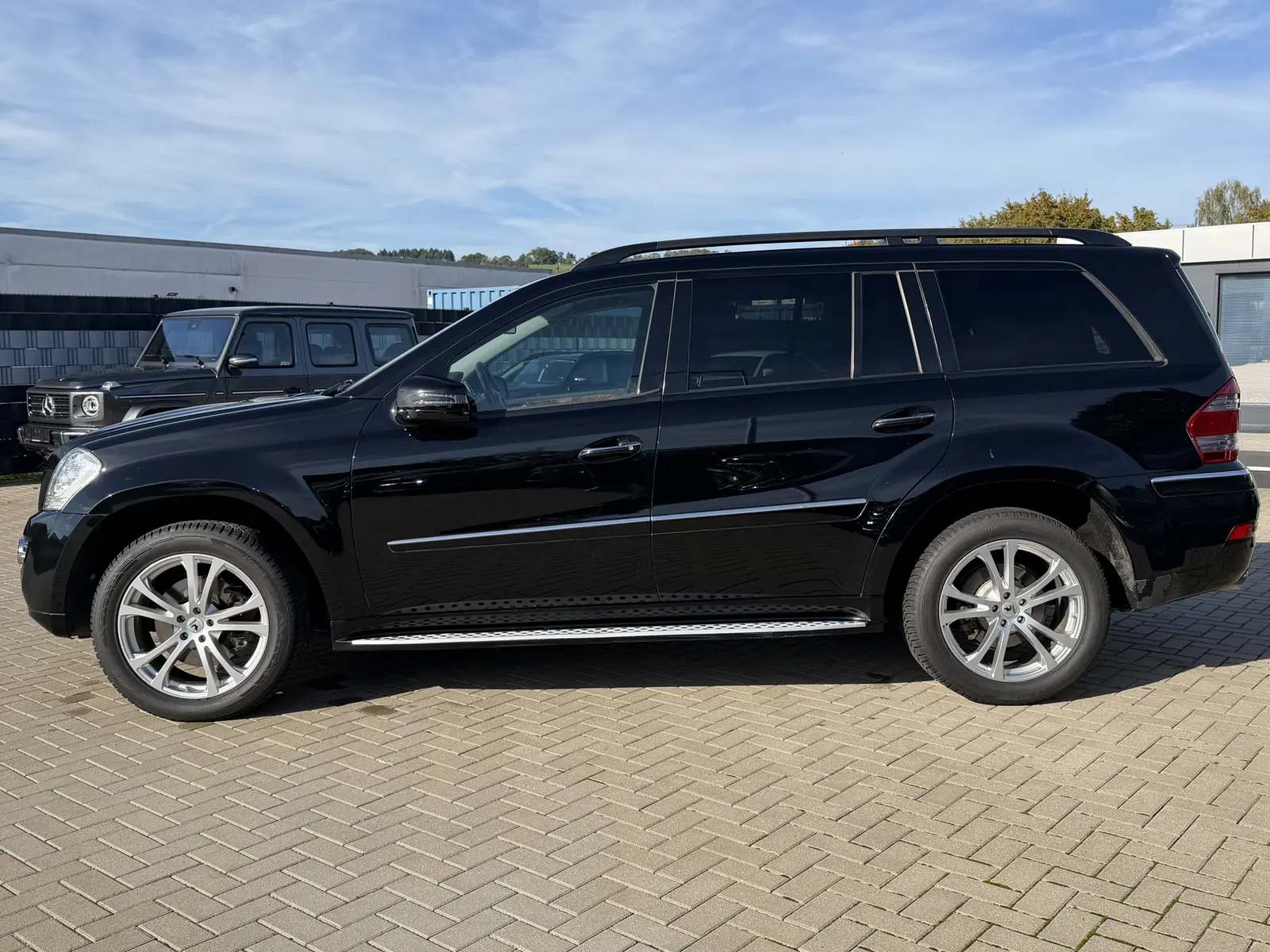 Mercedes-Benz Classe GL 450 4MATIC V8 | 340 ch | BVA | 7 places | Toit panoramique | Suspension pneumatique | Cuir | GPS