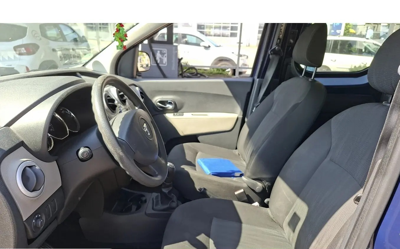 DACIA DOKKER 1.5 DCI 90 ECO² LAUREATECLIMGPS ATTELAGE | 90 ch | BVM