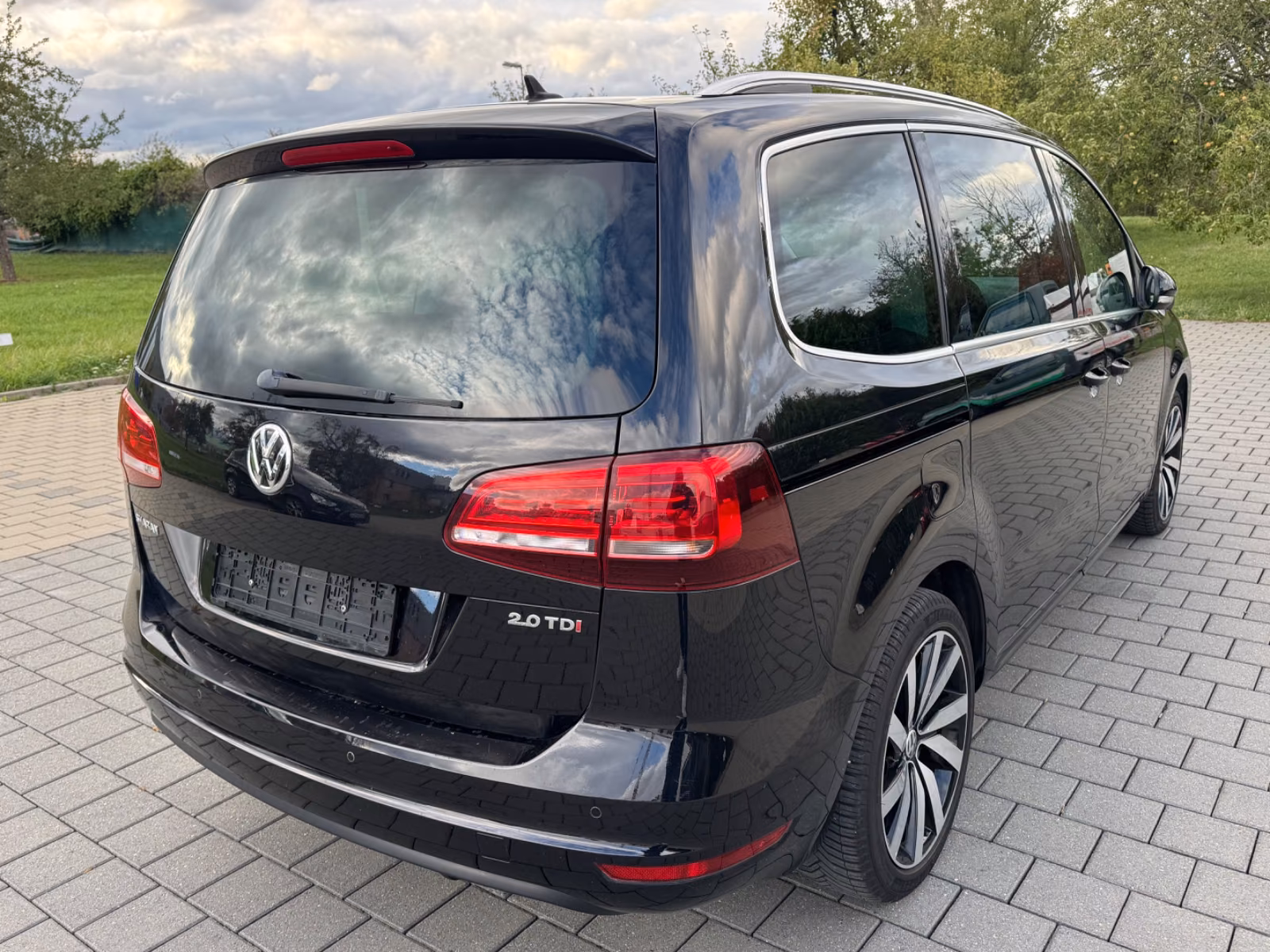 VOLKSWAGEN SHARAN 2.0 TDI 184CH DSG