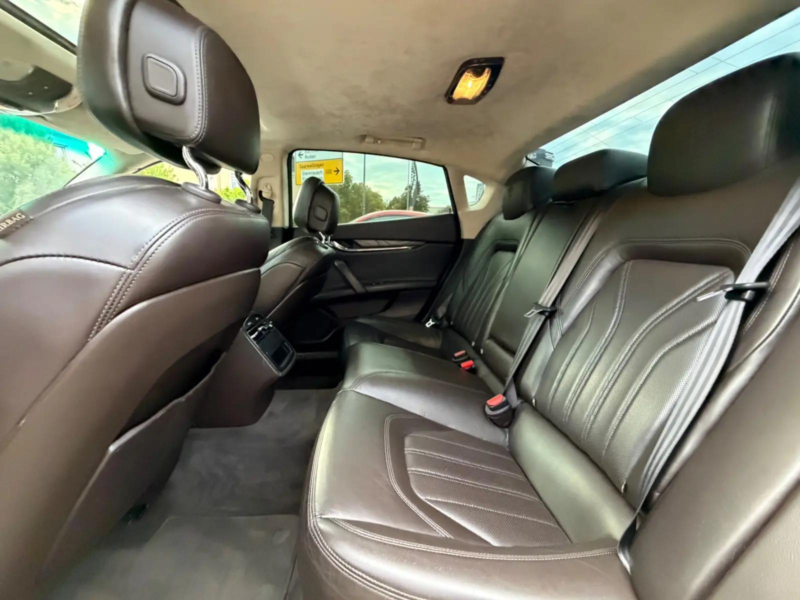 Maserati Quattroporte 3.0 V6 Diesel | 275 ch | BVA | Cuir | Toit ouvrant | Caméra | GPS | Sièges chauffants