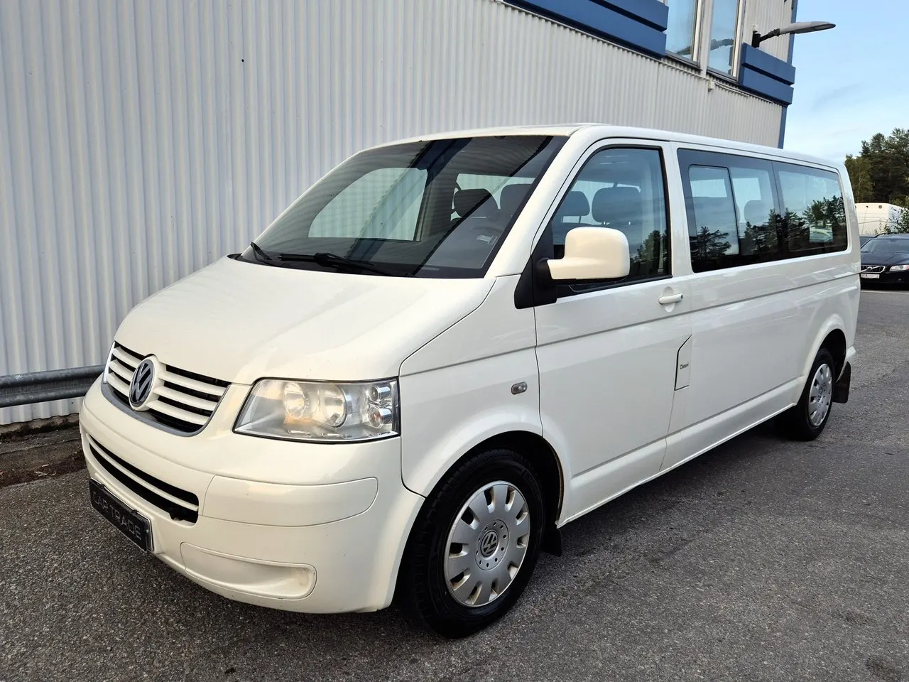 Volkswagen Caravelle 2.5 TDI Comfortline | 131 ch | BVM | 9 places | Chauffage auxiliaire programmable | Climatisation automatique | 2 propriétaires