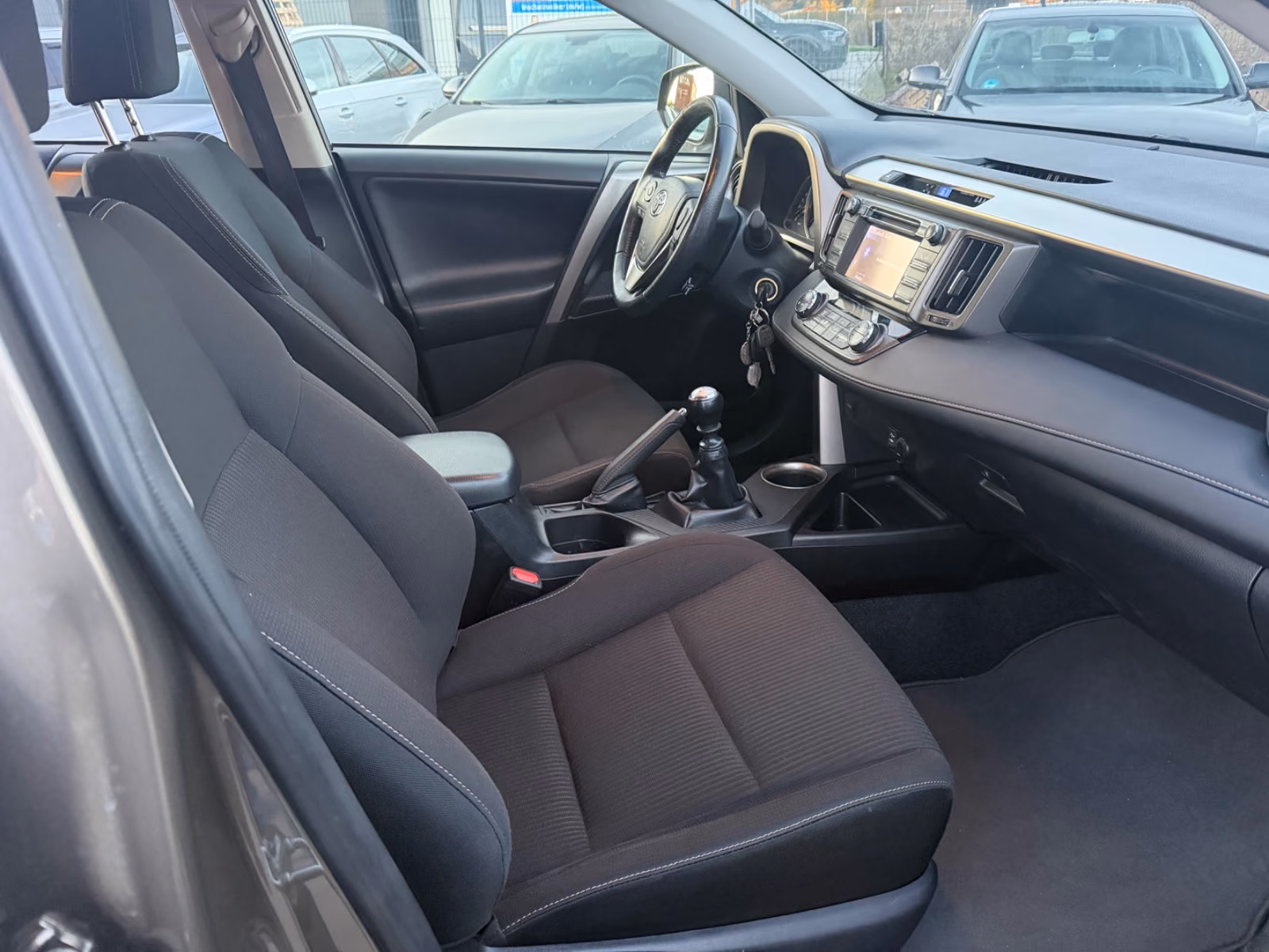 Toyota RAV4 2.0 Valvematic 151 ch 4x4 Start Edition • Caméra • Bluetooth • Clim bizone