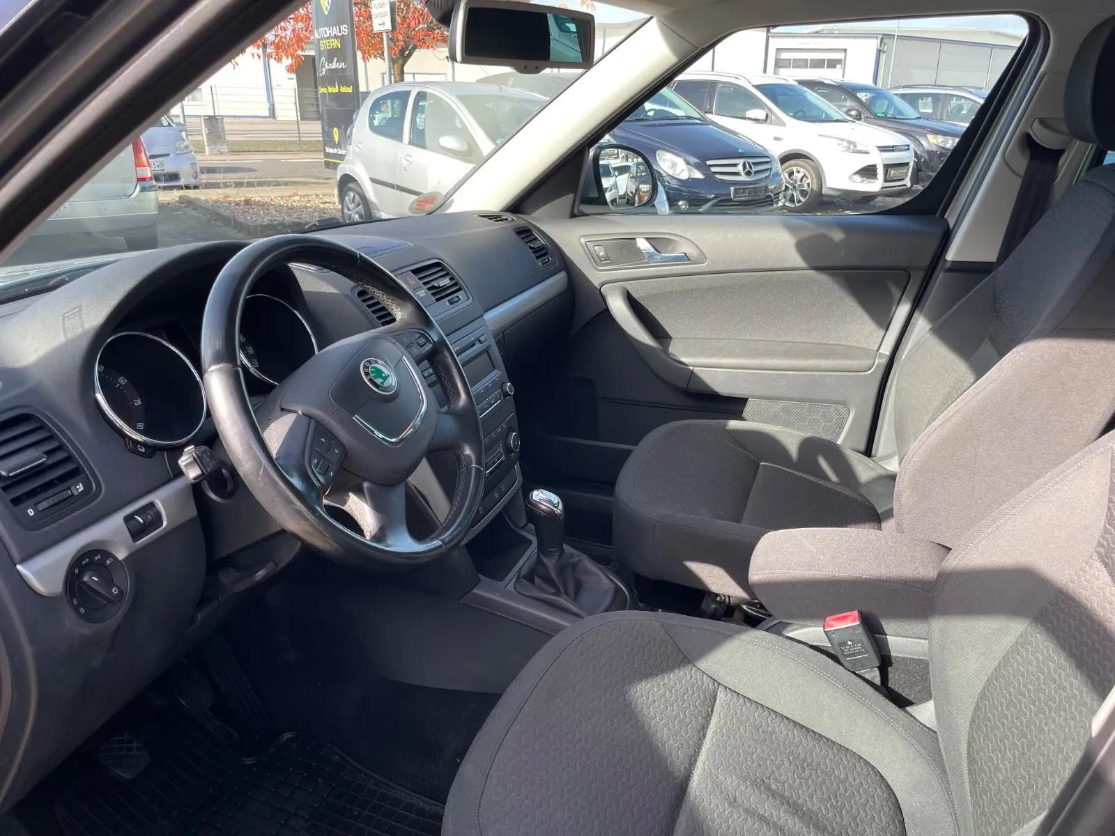 Skoda Yeti 1.8 TSI 160 ch 4x4 Experience • Attelage • Clim bizone • Sièges chauffants • Régulateur