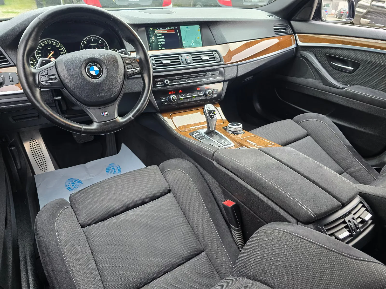 BMW 535d xDrive Touring 313 ch Pack M • Head-up • GPS Pro • Bi-Xénon • Hayon électrique