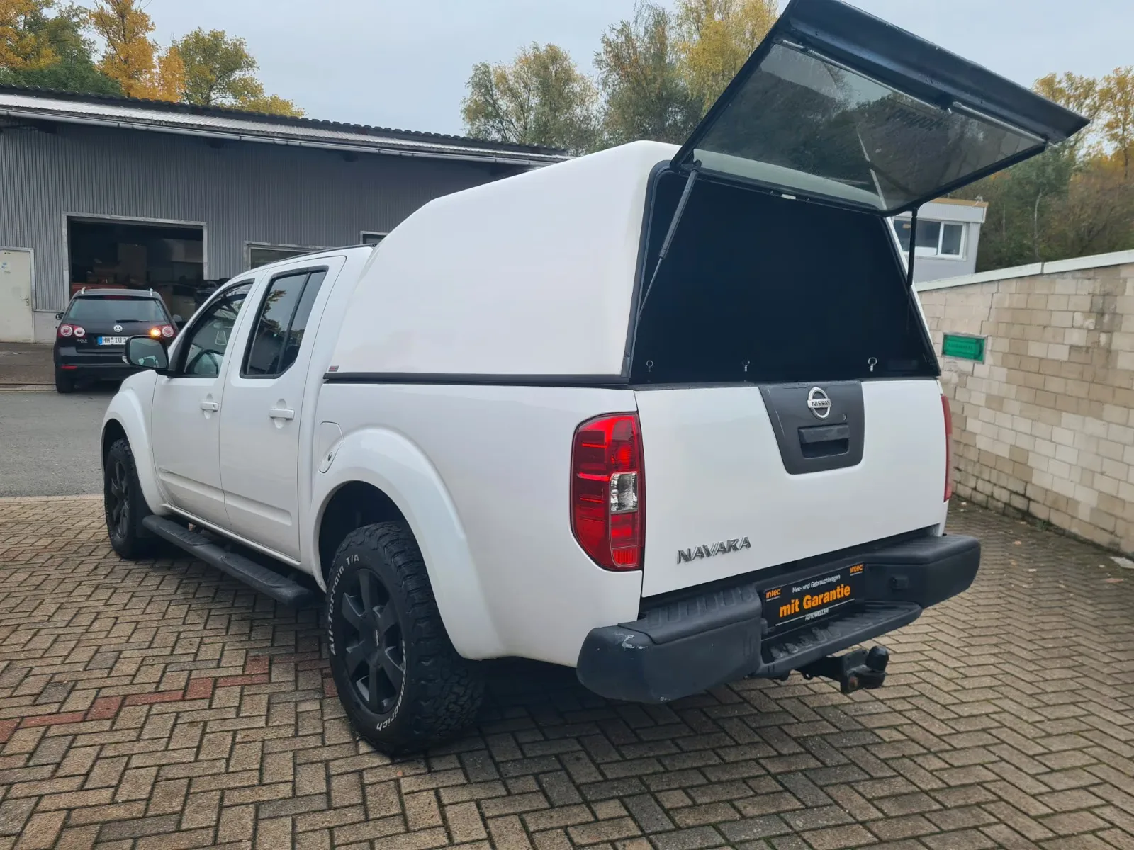 NISSAN NAVARA 190CH - 4X4 - BVA - CAMÉRA - TOIT OUVRANT - HISTORIQUE ENTRETIEN COMPLET - CT RECENT