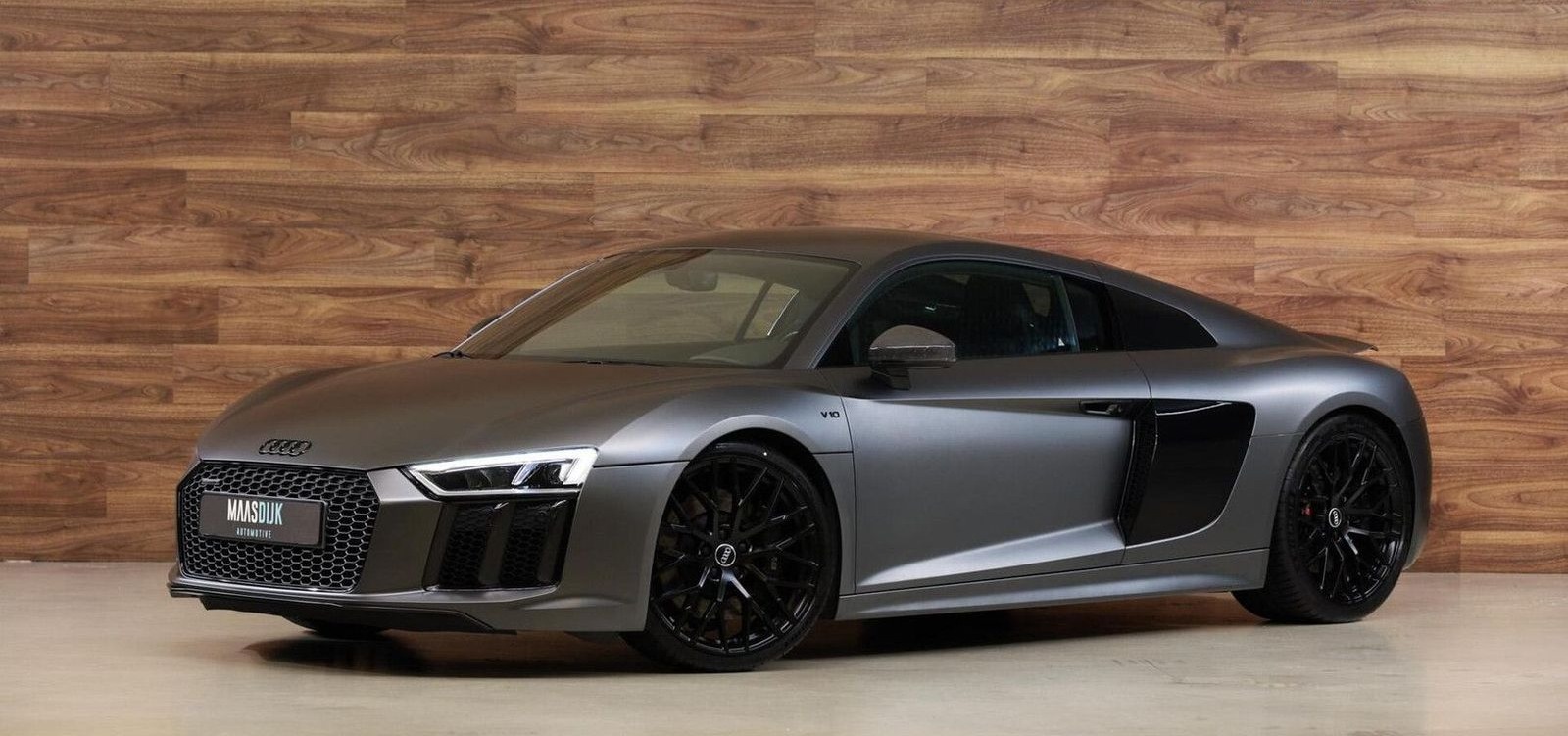 AUDI R8 5.2 V10 FSI QUATTRO