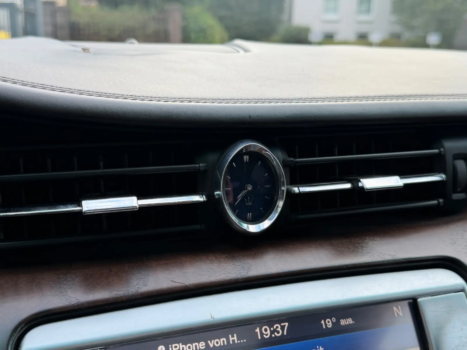 Maserati Quattroporte 3.0 V6 Diesel | 275 ch | BVA | Cuir | Toit ouvrant | Caméra | GPS | Sièges chauffants