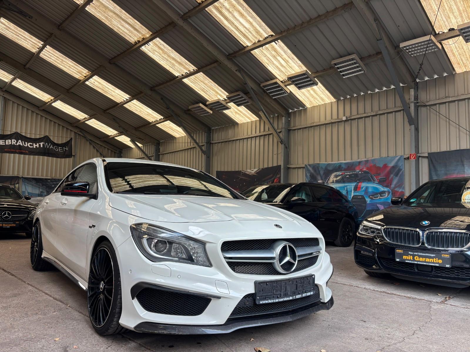Mercedes CLA 45 AMG 4MATIC 381 ch • Pack Carbone AMG • DCT • Cuir • GPS • Sièges sport • Jantes 19"