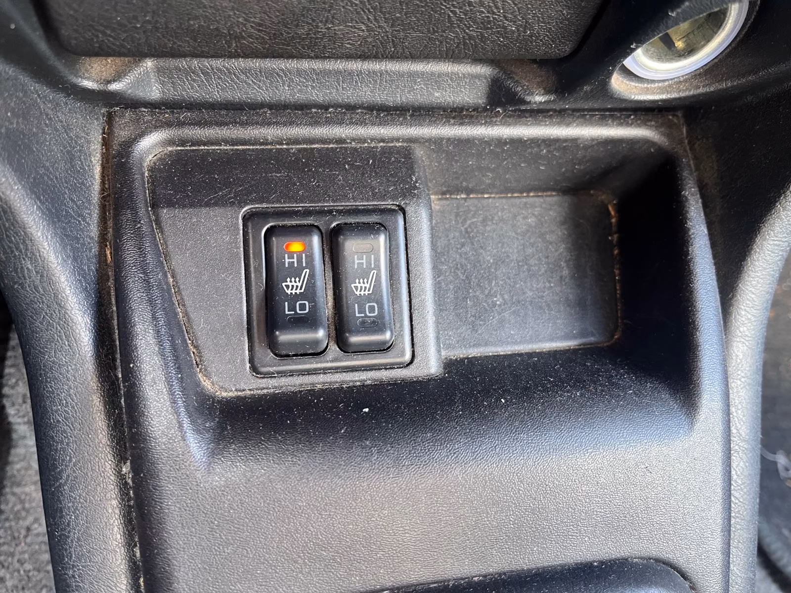 Mitsubishi Pajero Pinin 2.0 GDI 129 ch 4x4 Motion Plus • Cuir • Sièges chauffants • Attelage • Clim