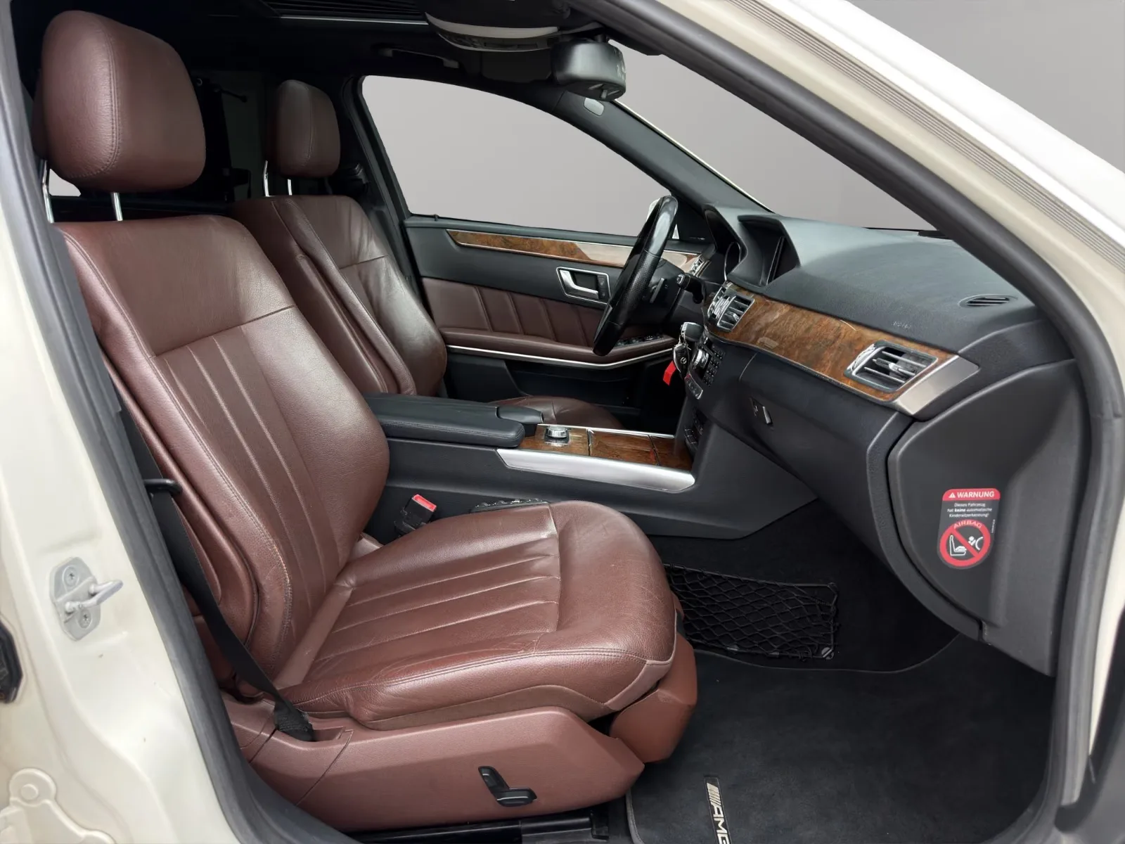 Mercedes E 350 BlueTEC Break V6 252 ch Avantgarde • Toit pano • Cuir • Harman Kardon • GPS • LED