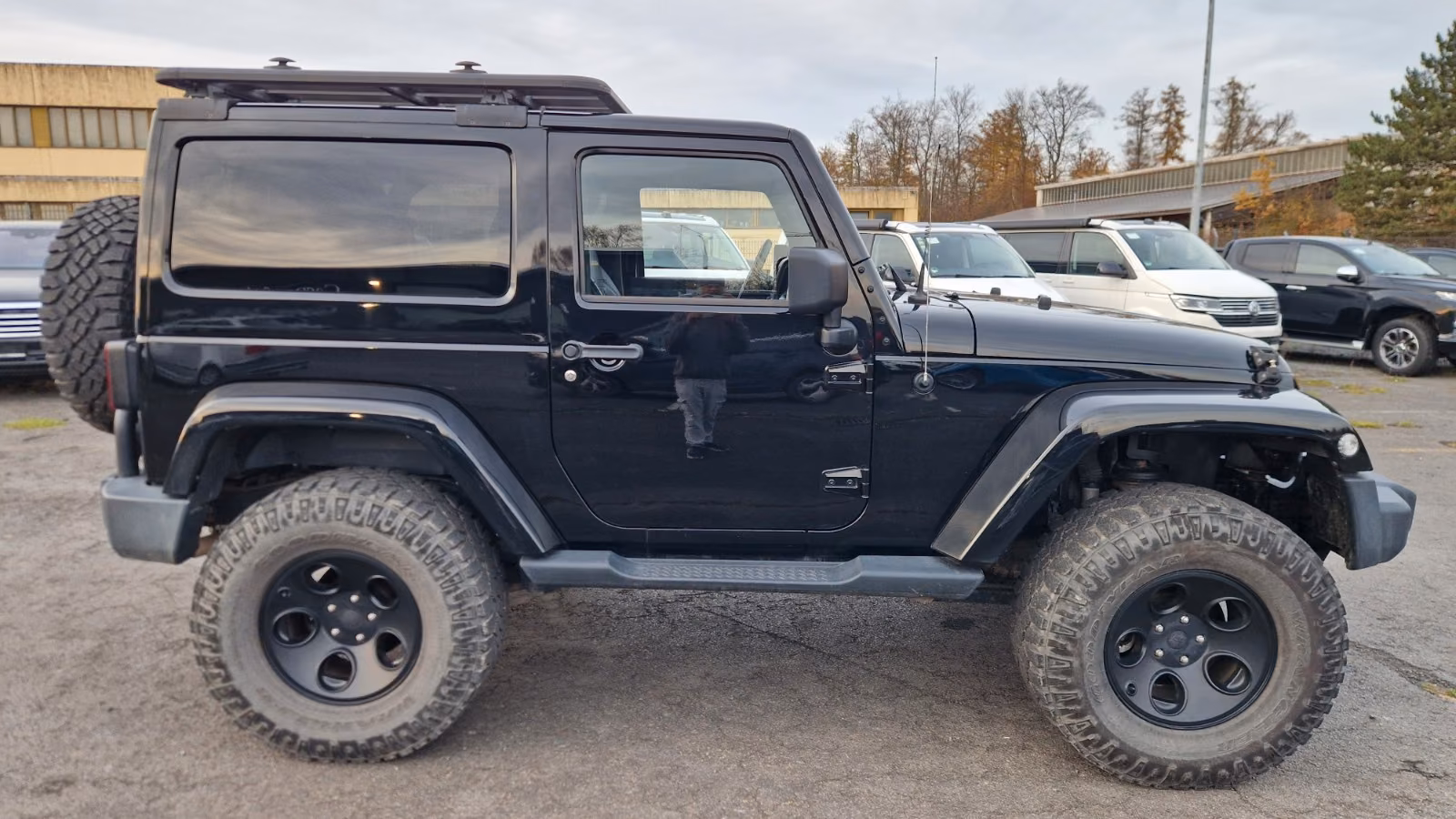 Jeep Wrangler 2.8 CRD Sahara | 200 ch | BVA | Intérieur cuir | GPS | Caméra de recul | Sièges chauffants | Galerie de toit