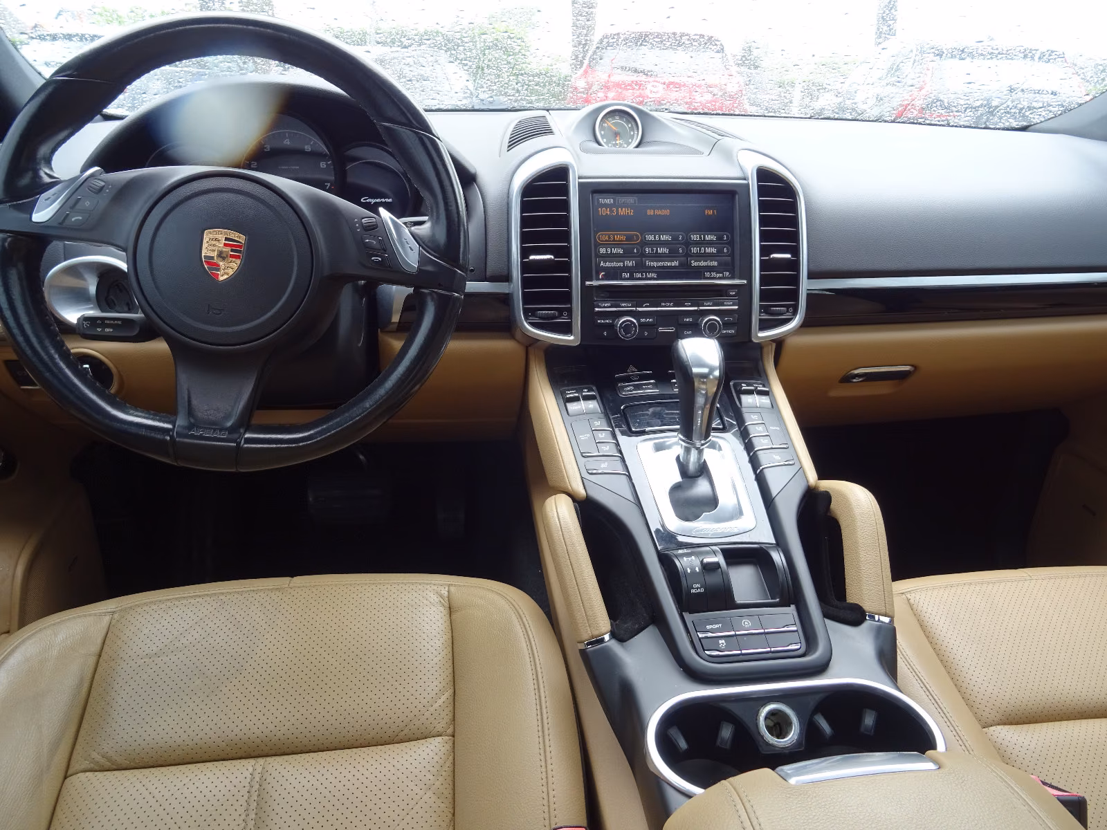 Porsche Cayenne 3.6 V6 Platinum Edition | 299 ch | BVA | Cuir beige | Toit ouvrant | GPS | Phares bi-xénon | Sièges électriques à mémoire