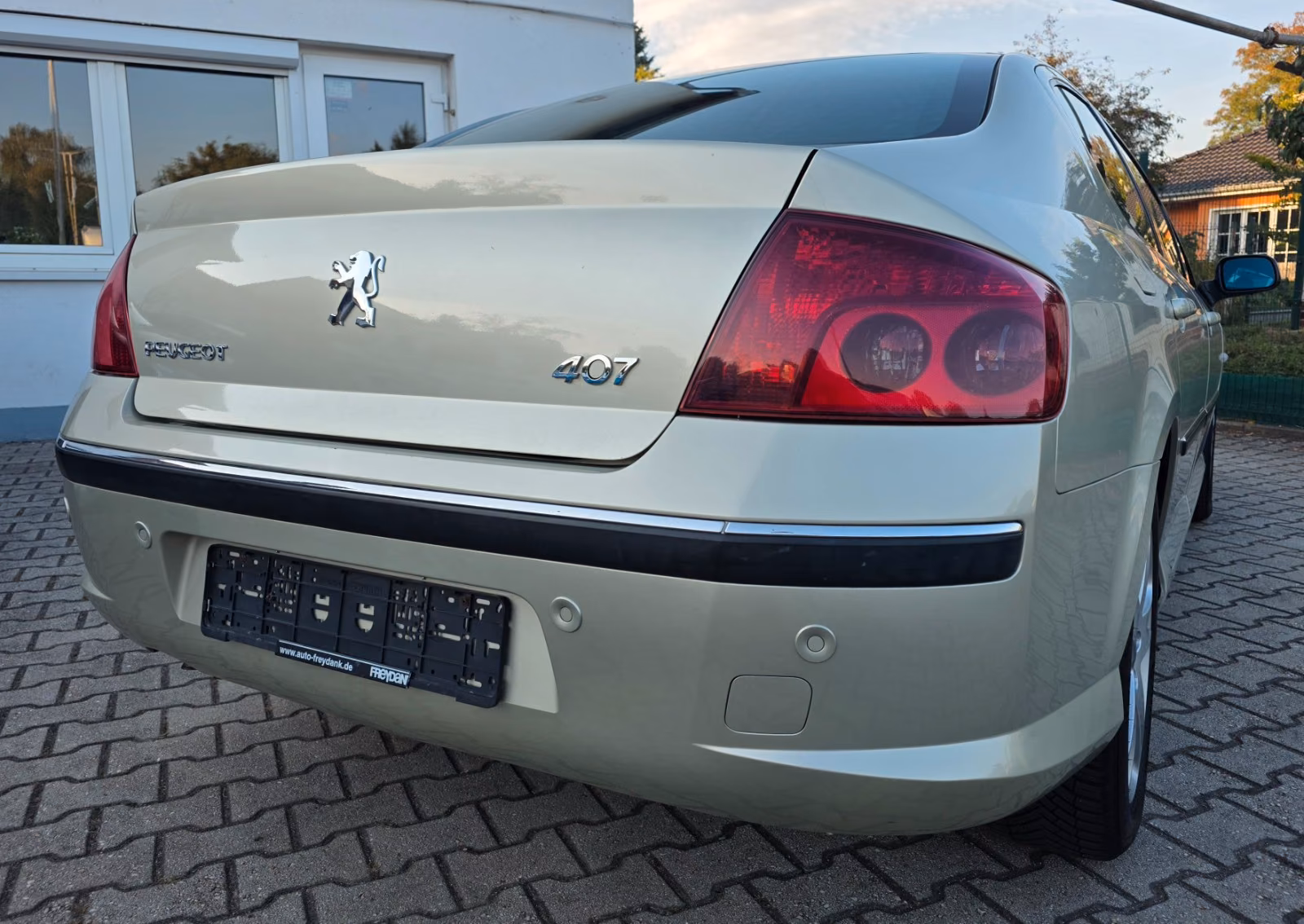 PEUGEOT 407 PLATINUM 3.0 V6 XENON, | 211 ch | BVA |