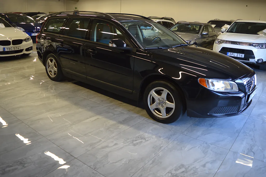 VOLVO V70 2.0 FLEXIFUEL 146CH