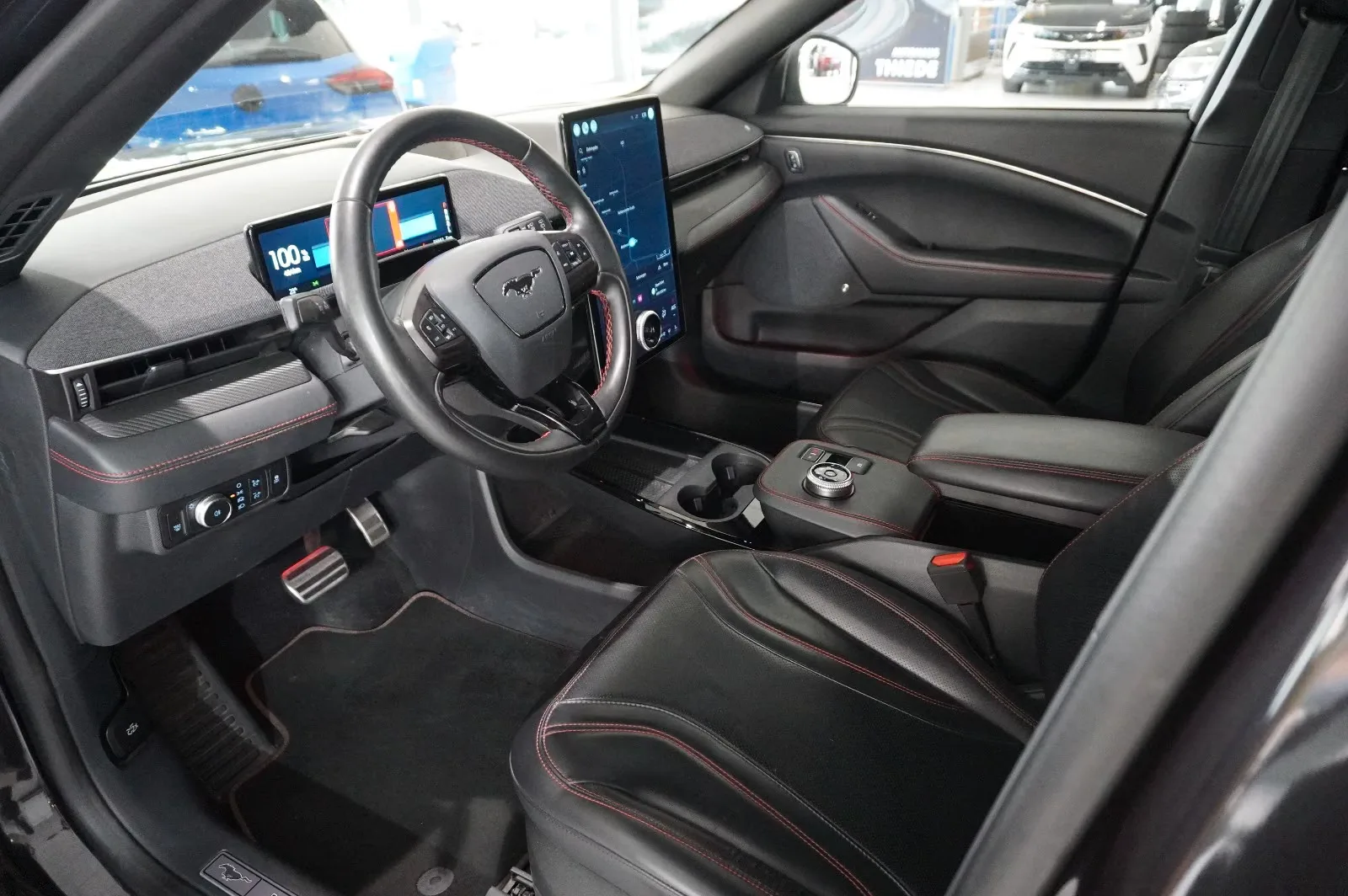 FORD MUSTANG MACH-E AWD 99KWH GPS / LED / 360° / PANORAMIQUE /  351 ch | BVA | 99KWH