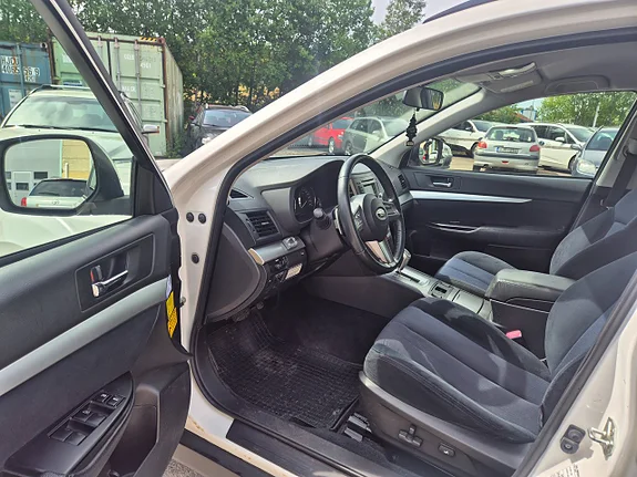SUBARU OUTBACK