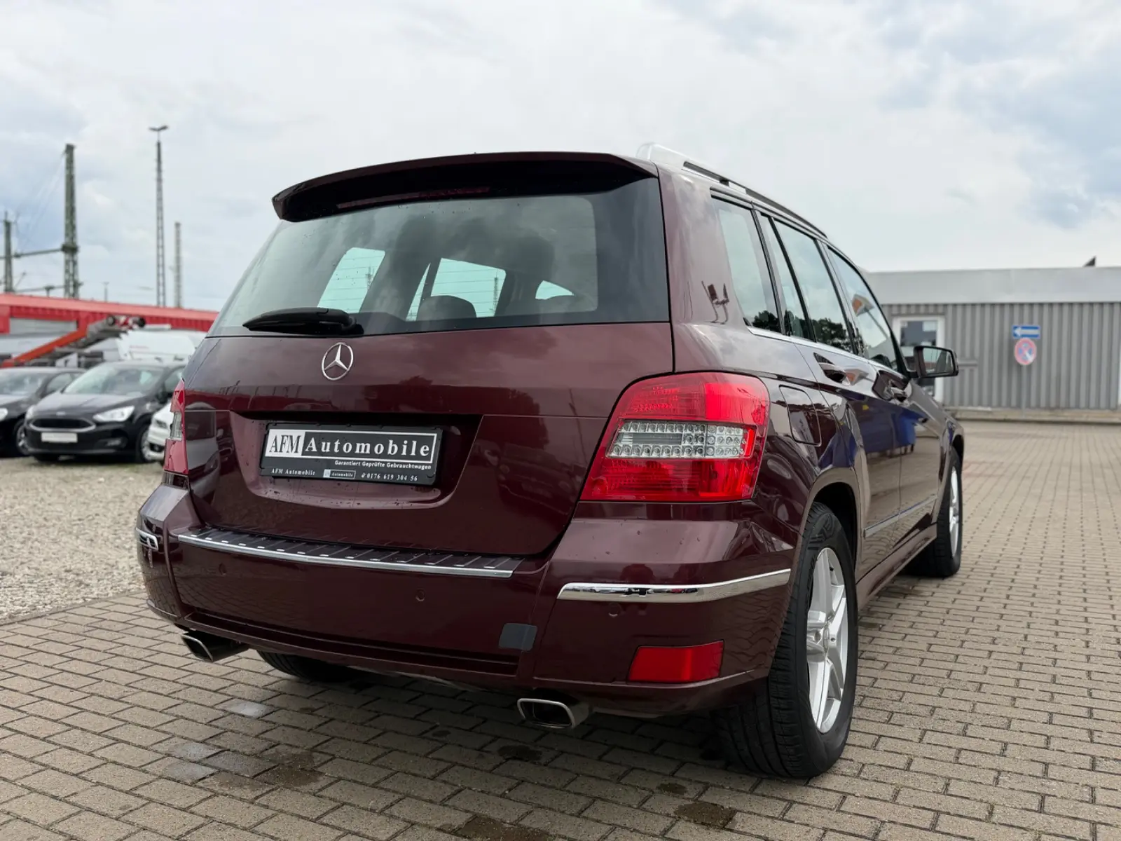 Mercedes-Benz Classe GLK 350 CDI 4MATIC Sport Edition | 231 ch | BVA | Cuir beige | GPS | Bi-xénon | Sièges à mémoire | Attelage