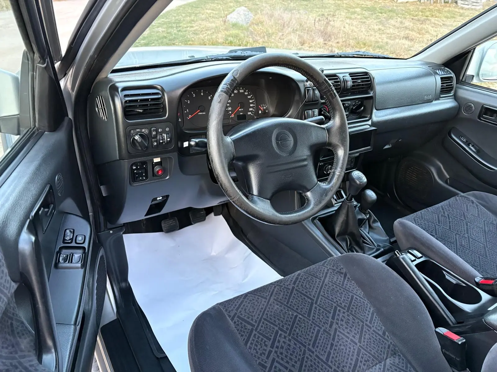 Opel Frontera 2.0 16V Sport Edition 2000 2.2 136ch - Nouveau pot catalytique - Attelage - Climatisation - Carnet entretien