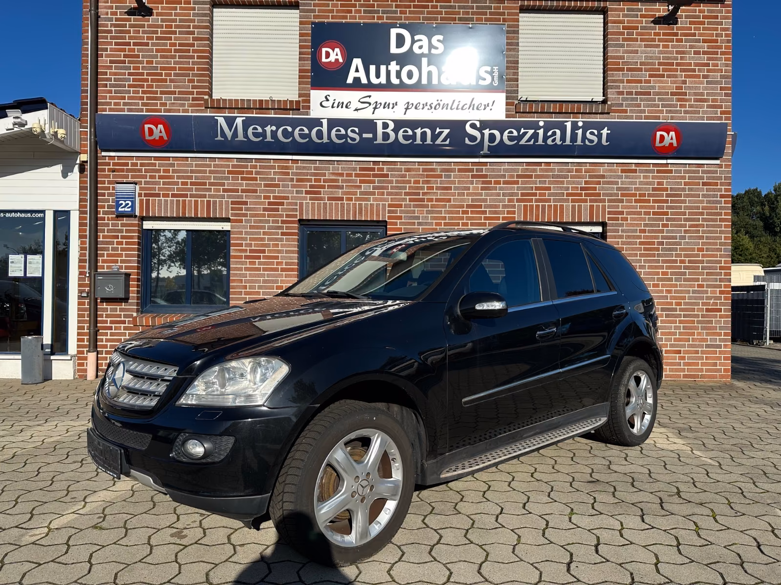 Mercedes-Benz ML 350 4Matic Pack Sport | 272 ch | BVA | Toit ouvrant | GPS | Sièges chauffants | Phares xénon