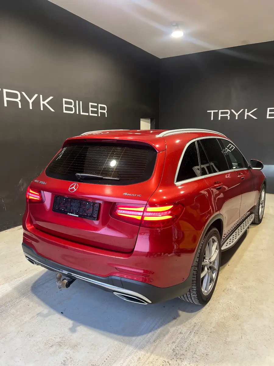 Mercedes-Benz Classe GLC 350d 4MATIC AMG Line | 258 ch | BVA | Caméra | Régulateur adaptatif | Sièges chauffants | Phares LED | Attelage