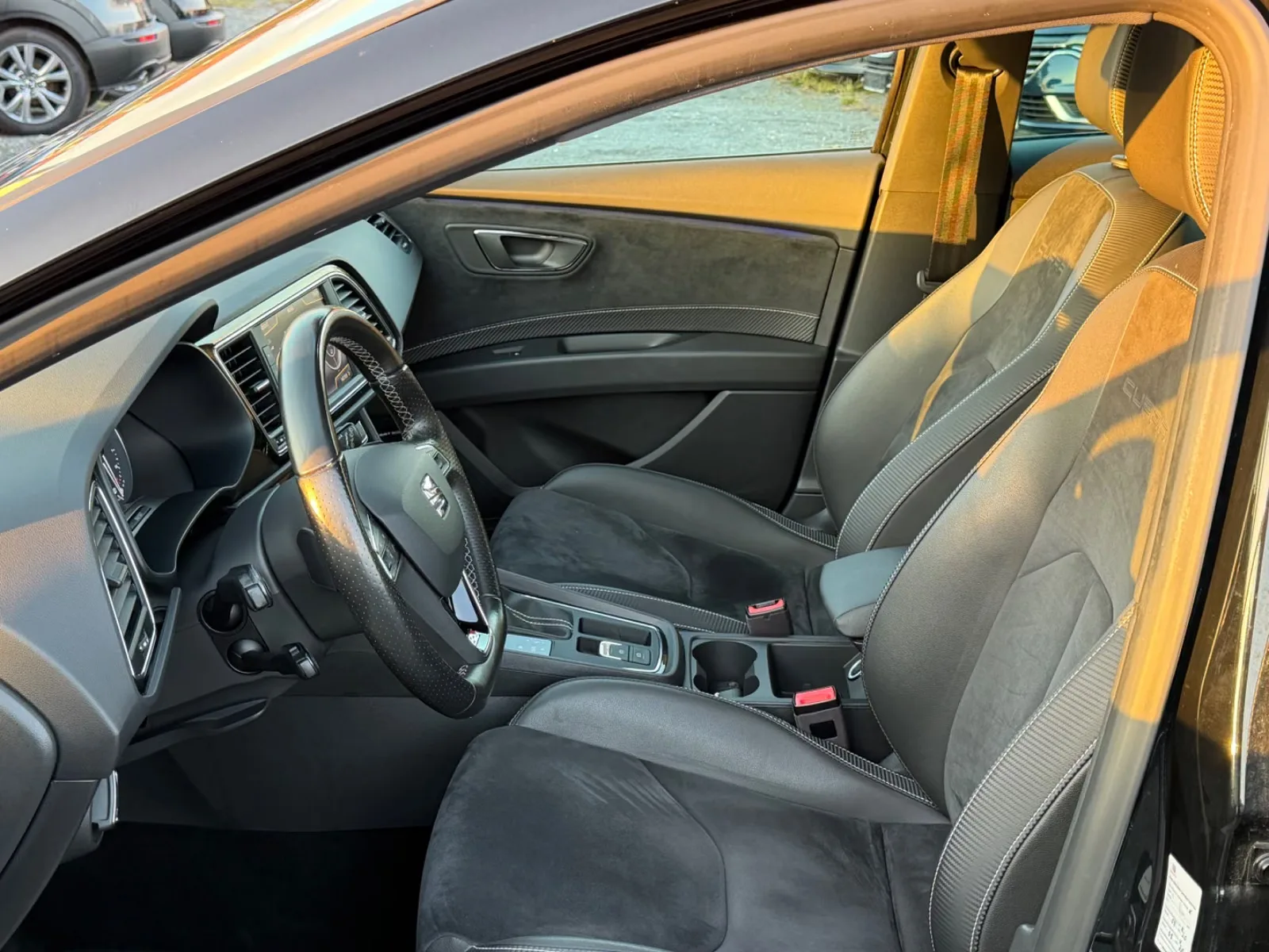 SEAT LEON ST CUPRA 300 2.0 TSI 300 CH – DSG – 4DRIVE – CUIR – LED – ACC – DCC – 69 998 KM