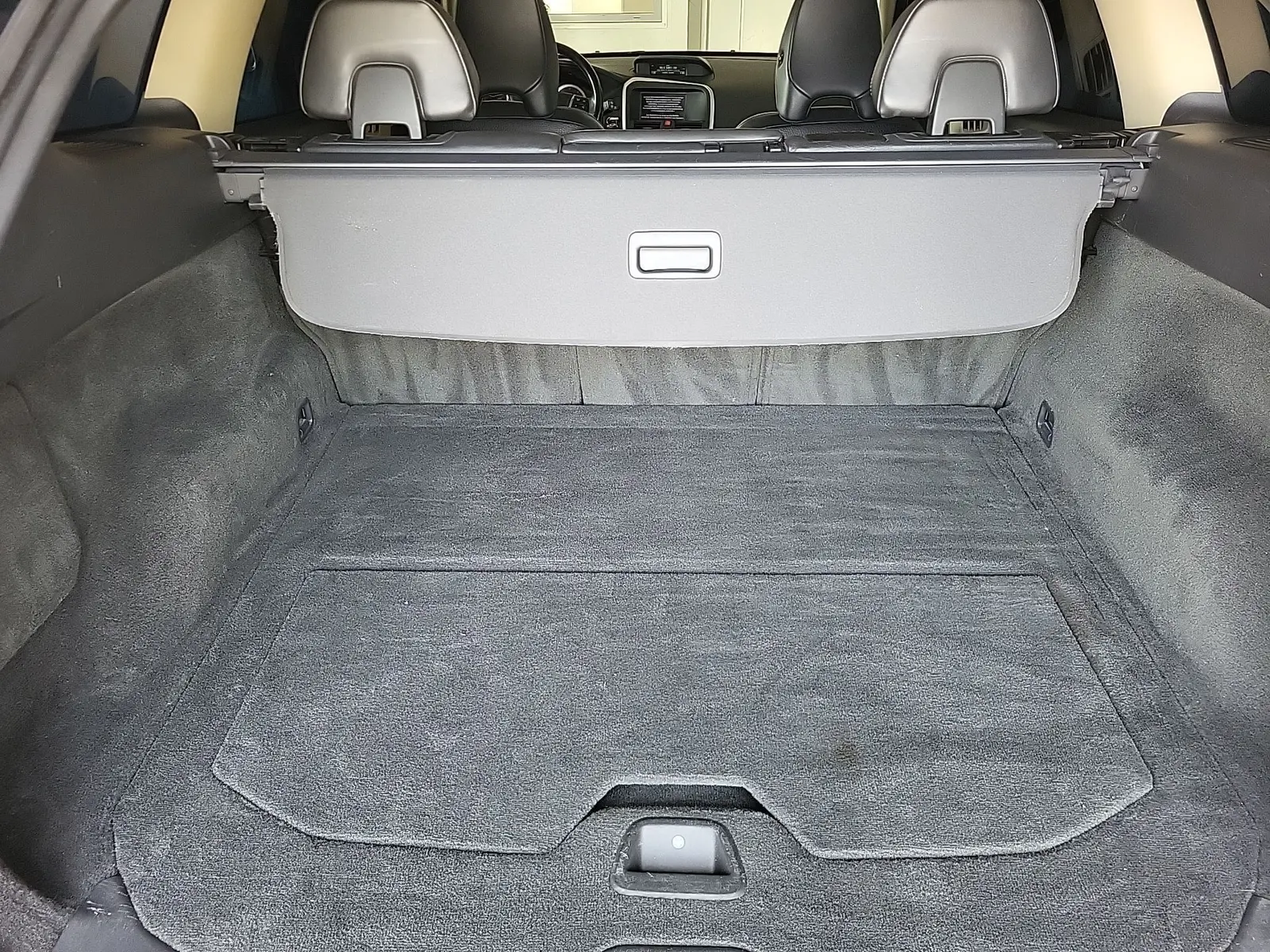 Volvo XC60 D5 AWD 205 ch Summum • 5 cylindres • Cuir • Toit pano • GPS • Caméra • Xénon • Attelage