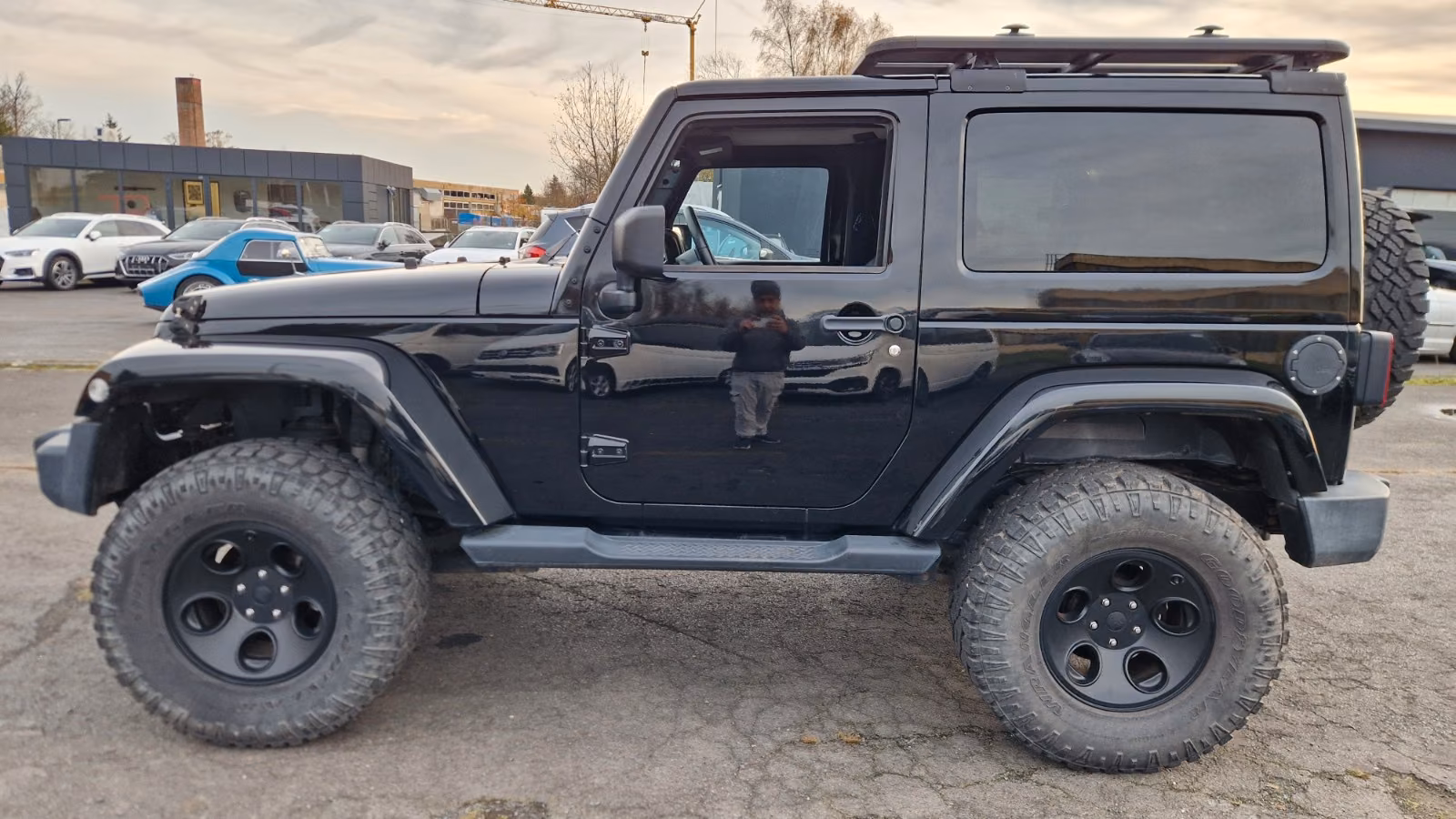 Jeep Wrangler 2.8 CRD Sahara | 200 ch | BVA | Intérieur cuir | GPS | Caméra de recul | Sièges chauffants | Galerie de toit