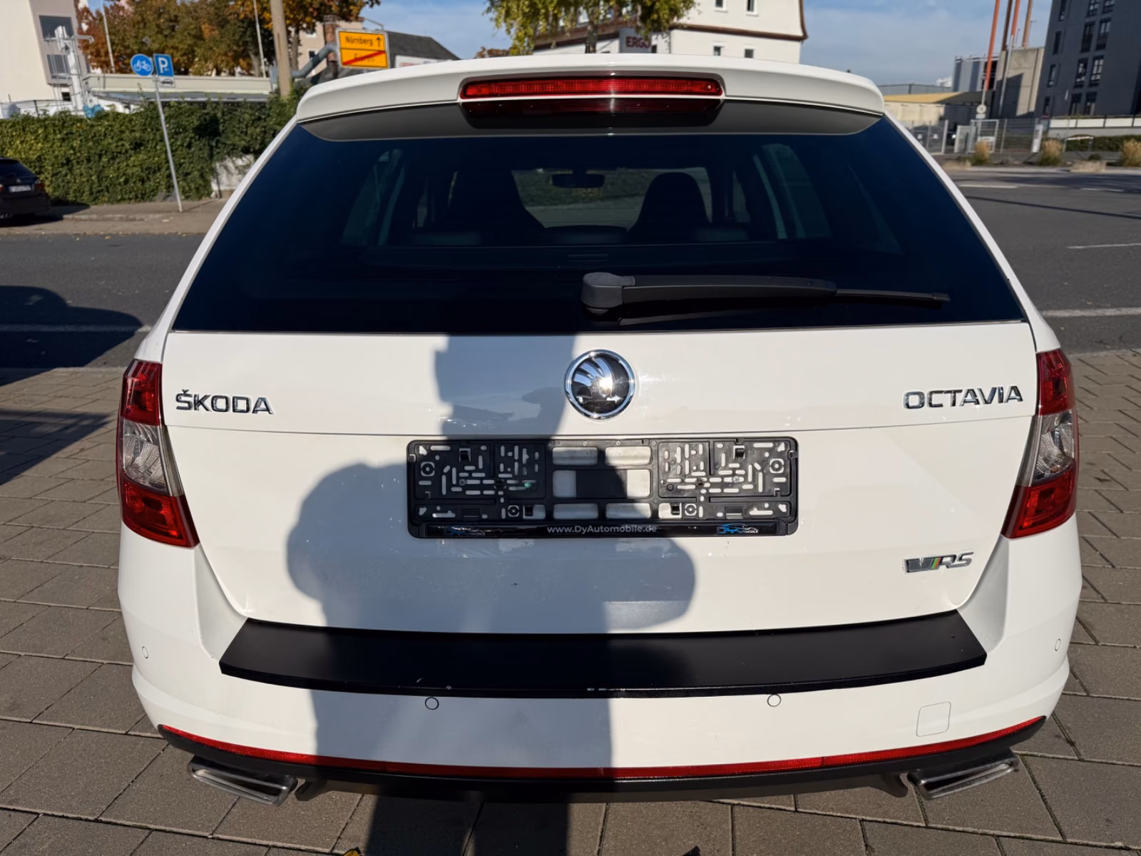 SKODA OCTAVIA COMBI RS 220CH - BVM - HAYON ÉLECTRIQUE - PACK SPORT - 127.450 KMS