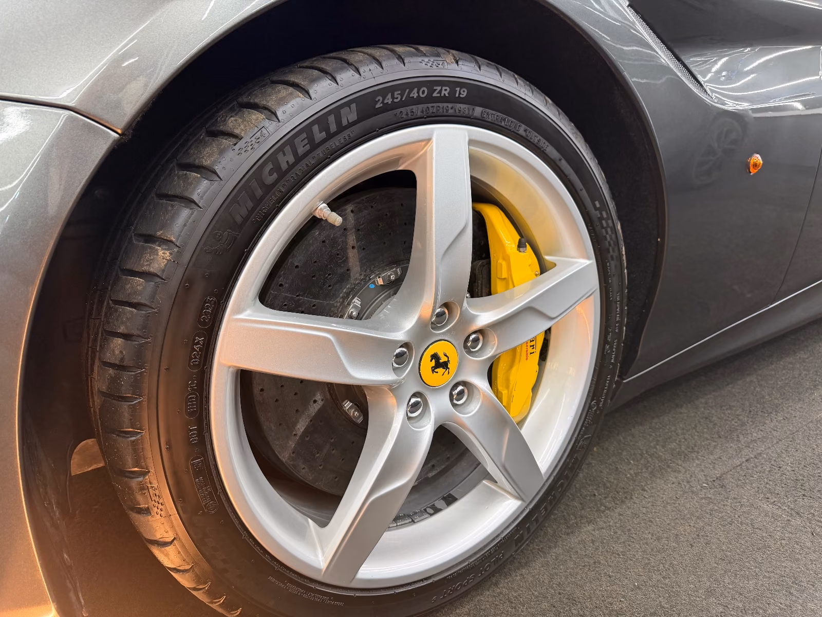 FERRARI CALIFORNIA 3.9 V8 T