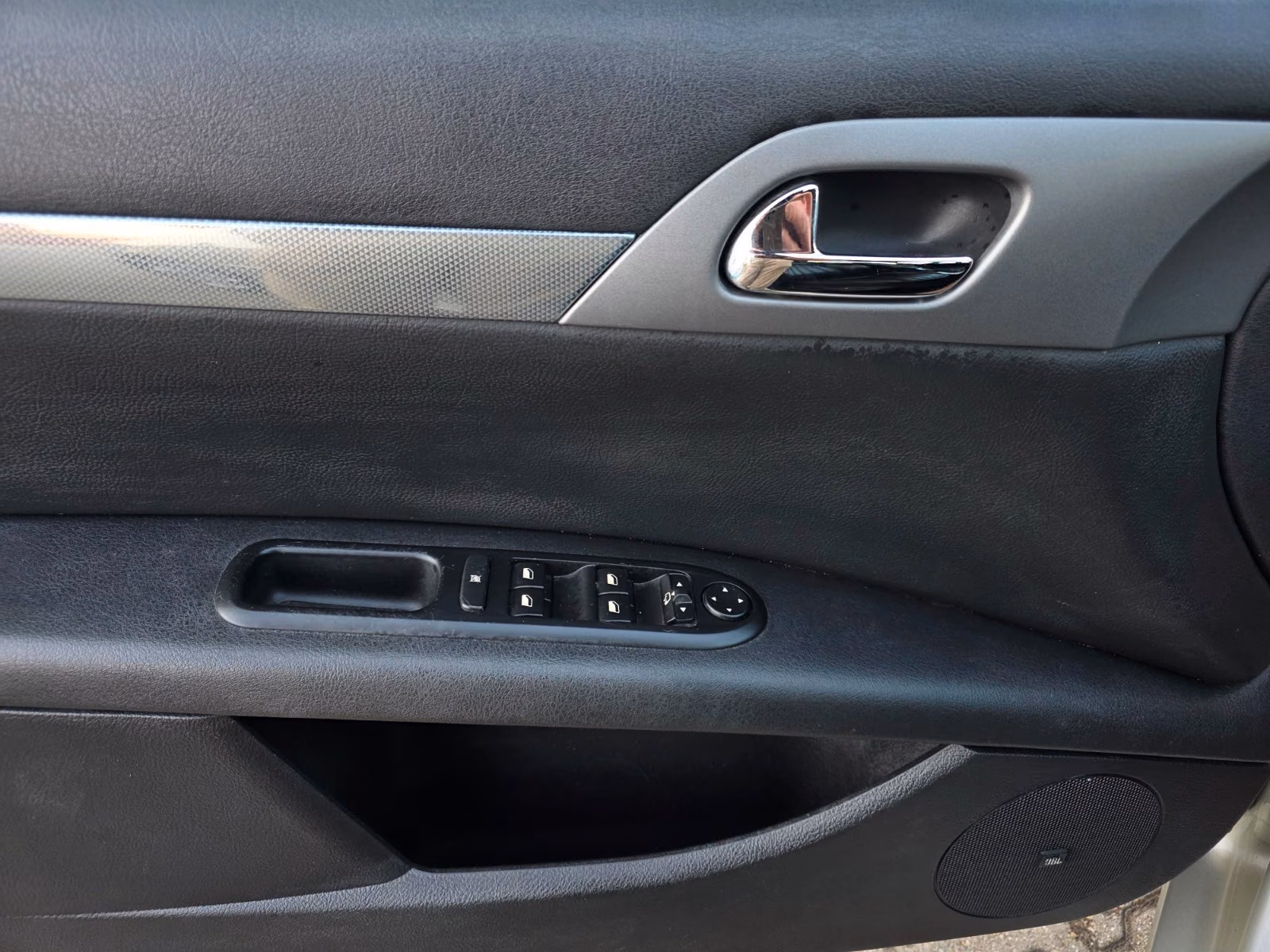 PEUGEOT 407 PLATINUM 3.0 V6 XENON, | 211 ch | BVA |