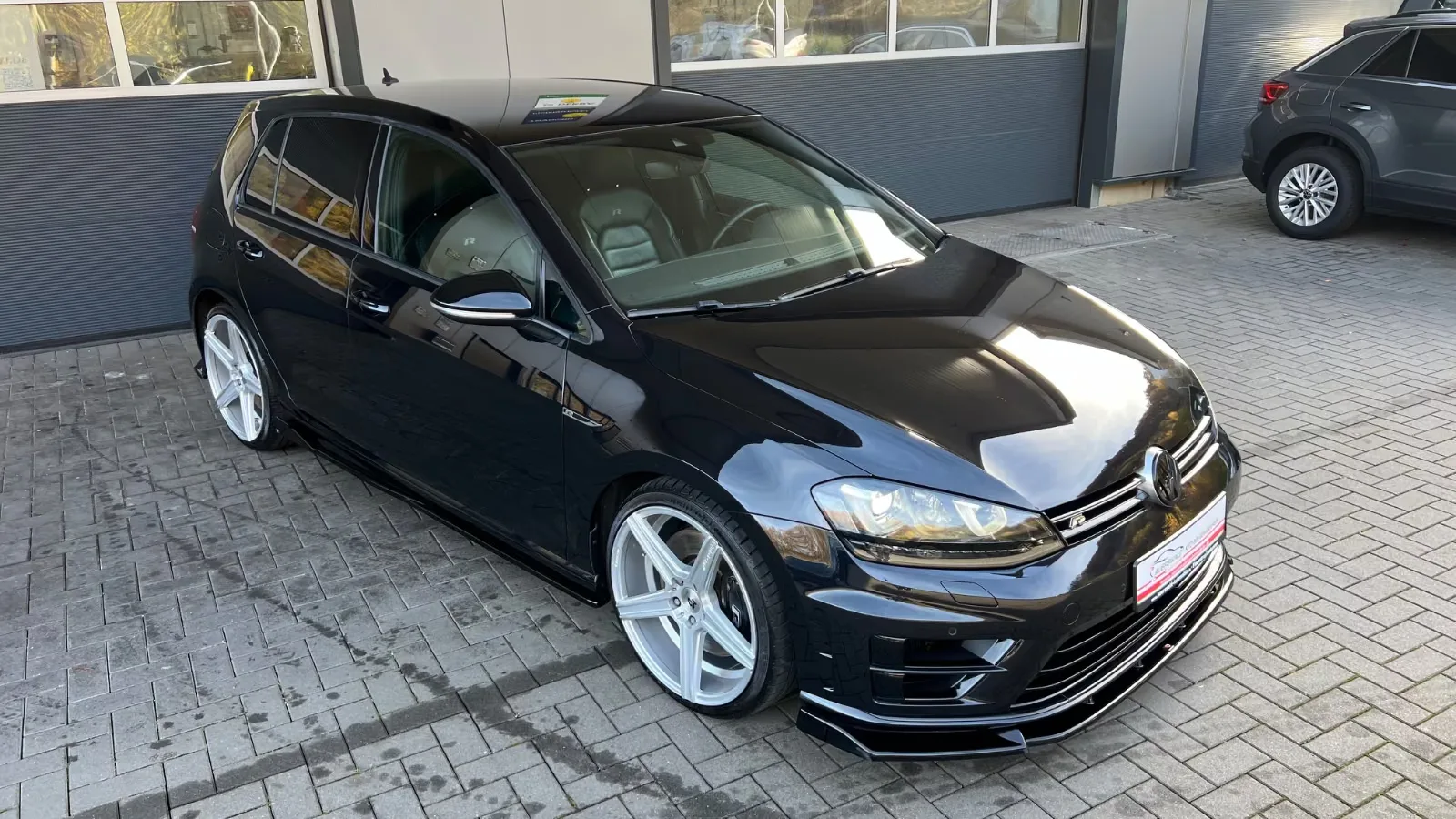 VOLKSWAGEN GOLF VII - R 4MOTION - 300 CV - BVM - HISTORIQUE COMPLET