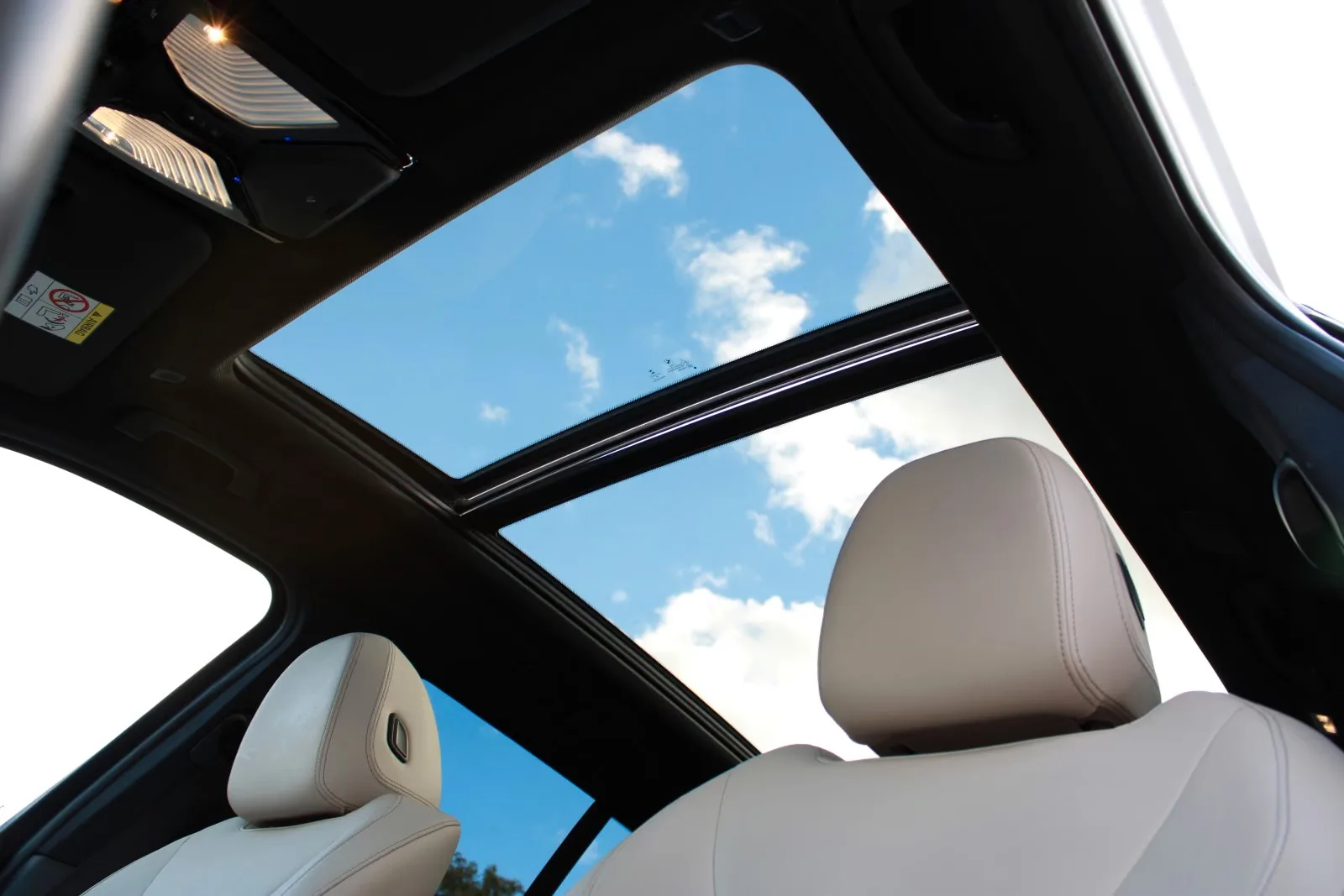 BMW X3 M40d | 326 ch | BVA | Toit panoramique | Cuir beige | Affichage tête haute | Caméra | Attelage