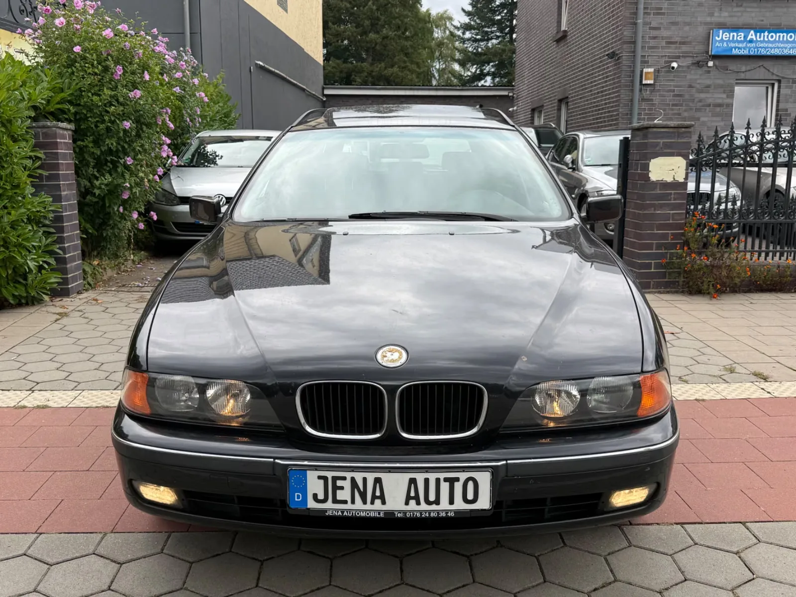 BMW 528 i TOURING 193 ch BVA - CUIR - 2ème MAIN - 239000 km
