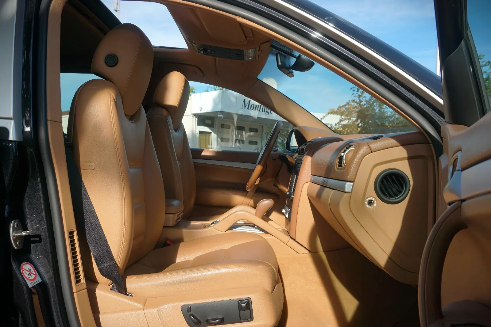 Porsche Cayenne S 4.5 V8 | 340 ch | BVA | Cuir beige | Toit ouvrant | GPS | Xénon | Sièges chauffants