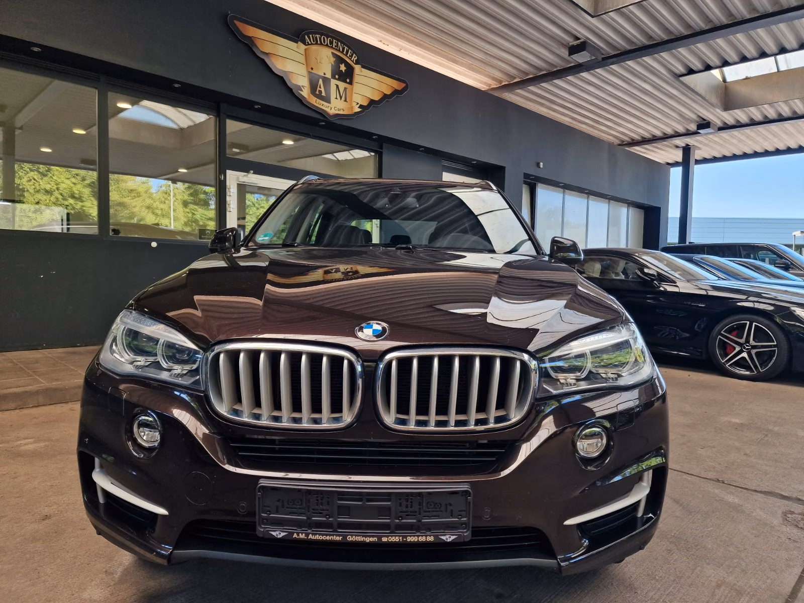 BMW X5 xDRIVE 40d 3.0 BI-TURBO 313ch BVA - CUIR DAKOTA - SIÈGES CHAUFFANTS ET VENTILÉS - ATTELAGE - CAMÉRA DE RECUL - SUSPENSION ADAPTATIVE