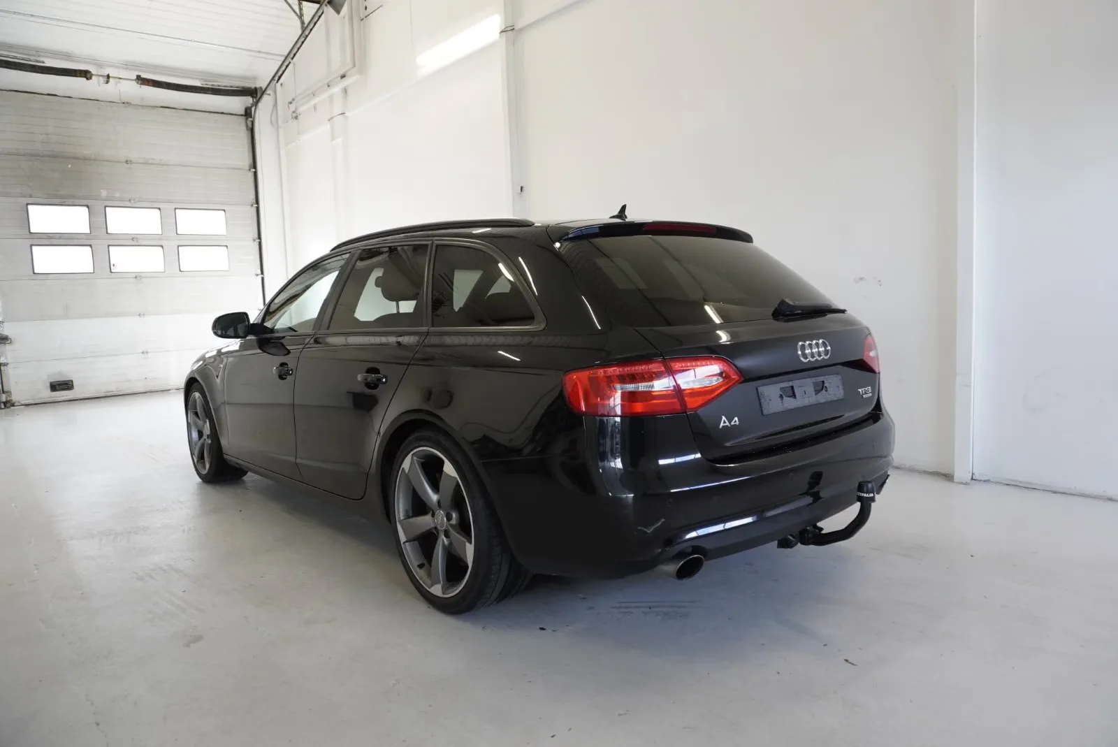 Audi A4 2.0 TFSI quattro 224 ch S line • S tronic • GPS • Radars AV/AR • Audi Sound System