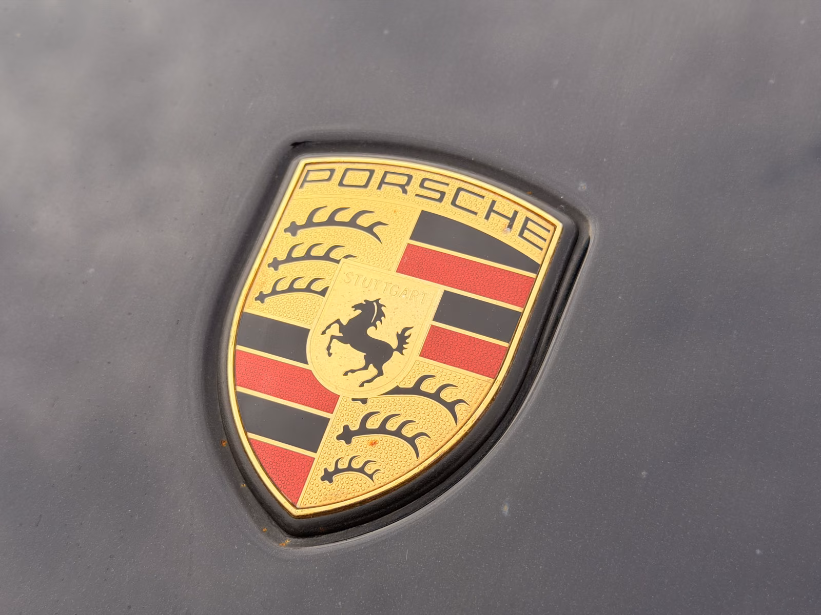 PORSCHE CAYENNE 3.6 V6 299ch TIPTRONIC 4x4 - SUSPENSION PNEUMATIQUE - CHAUFFAGE AUXILIAIRE - TOIT OUVRANT - ATTELAGE - JANTES 20"