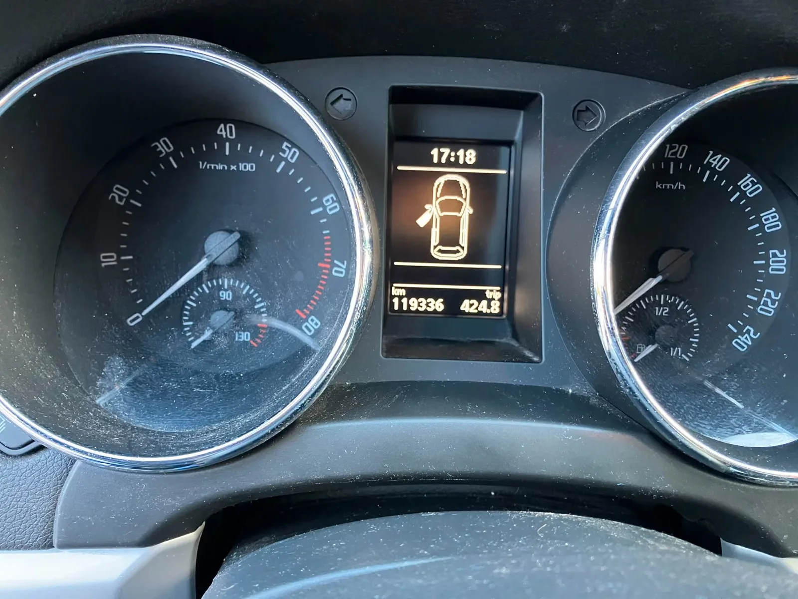 SKODA YETI - AMBITION PLUS - 4X4 - ATTELAGE - BVM