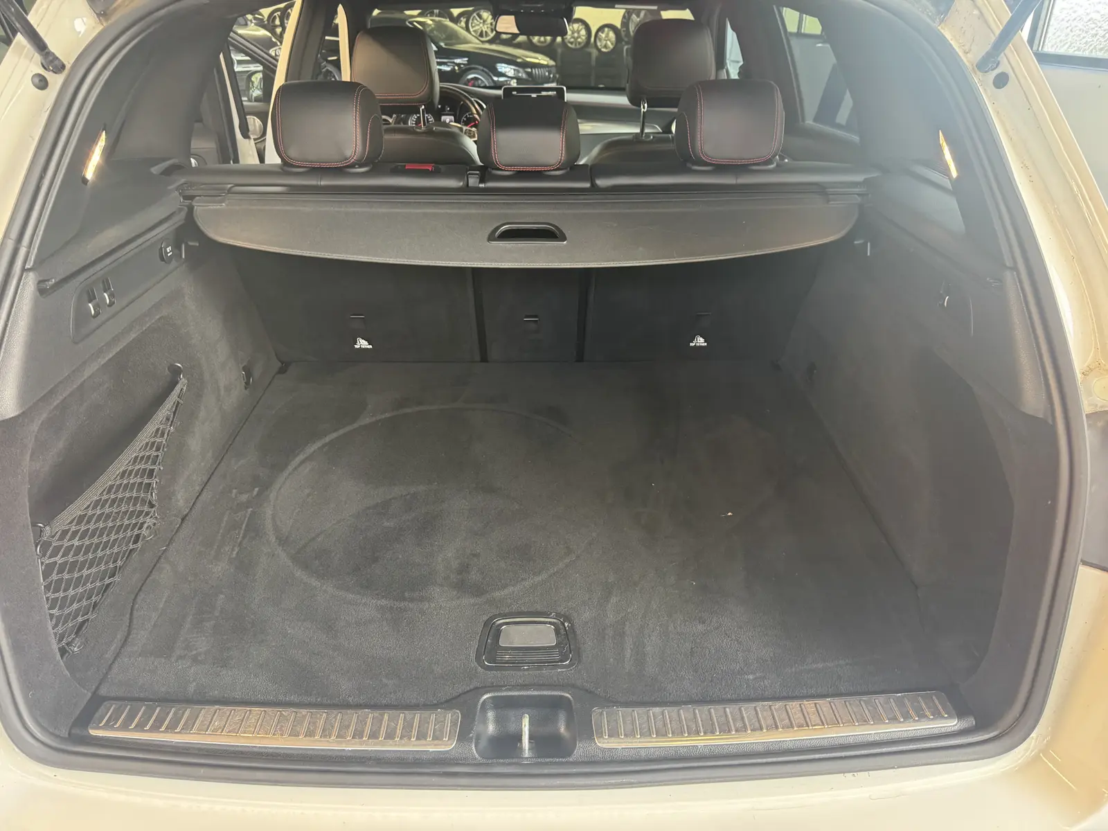 Mercedes-Benz Classe GLC 43 AMG 4MATIC | 390 ch | BVA | Toit panoramique | Burmester | Affichage tête haute | Suspension pneumatique | Attelage