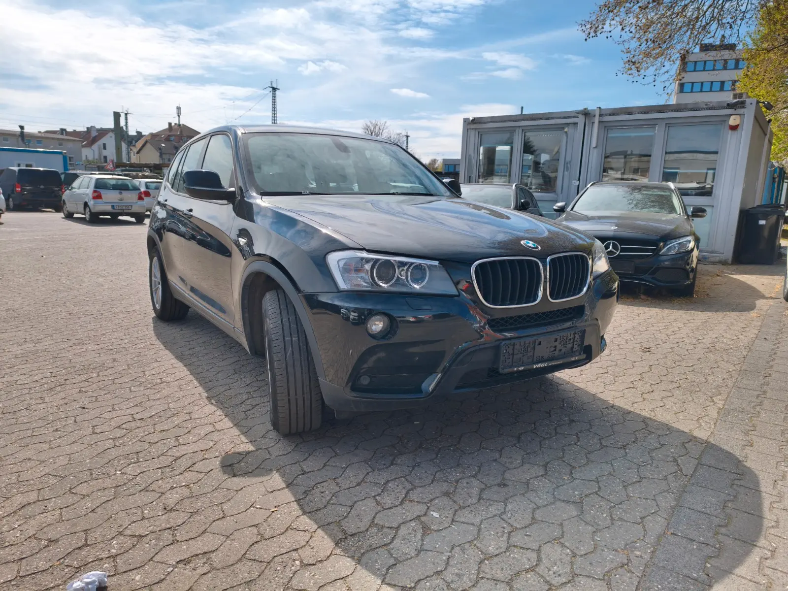BMW X3 xDrive20d | 184 ch | BVA | Phares bi-xénon | Attelage | Radar de recul | Jeu de jantes supplémentaire
