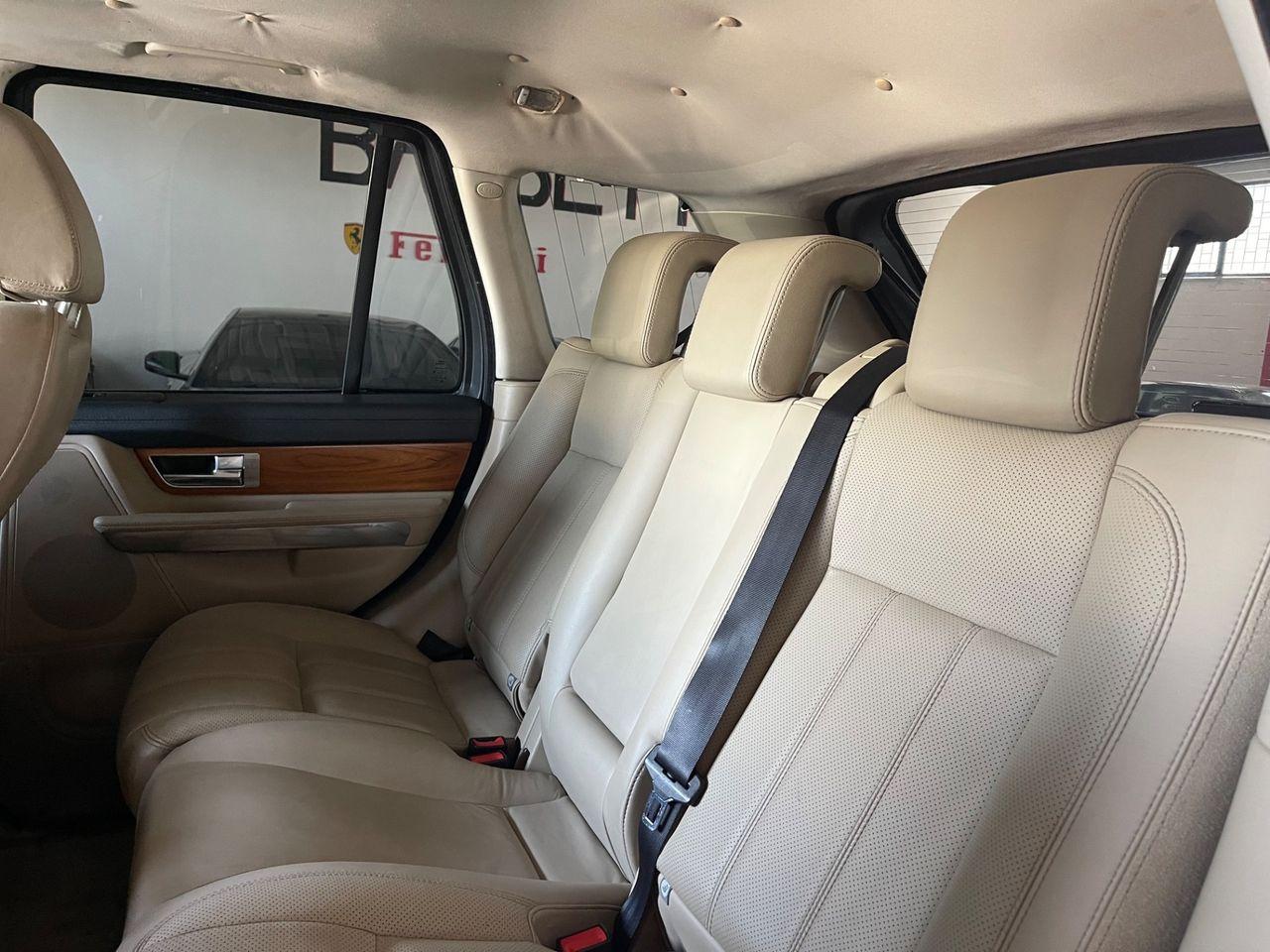 Land Rover Range Rover Sport 3.6 TDV8 HSE | 272 ch | BVA | Cuir | GPS | Caméra de recul | Suspension pneumatique | Attelage