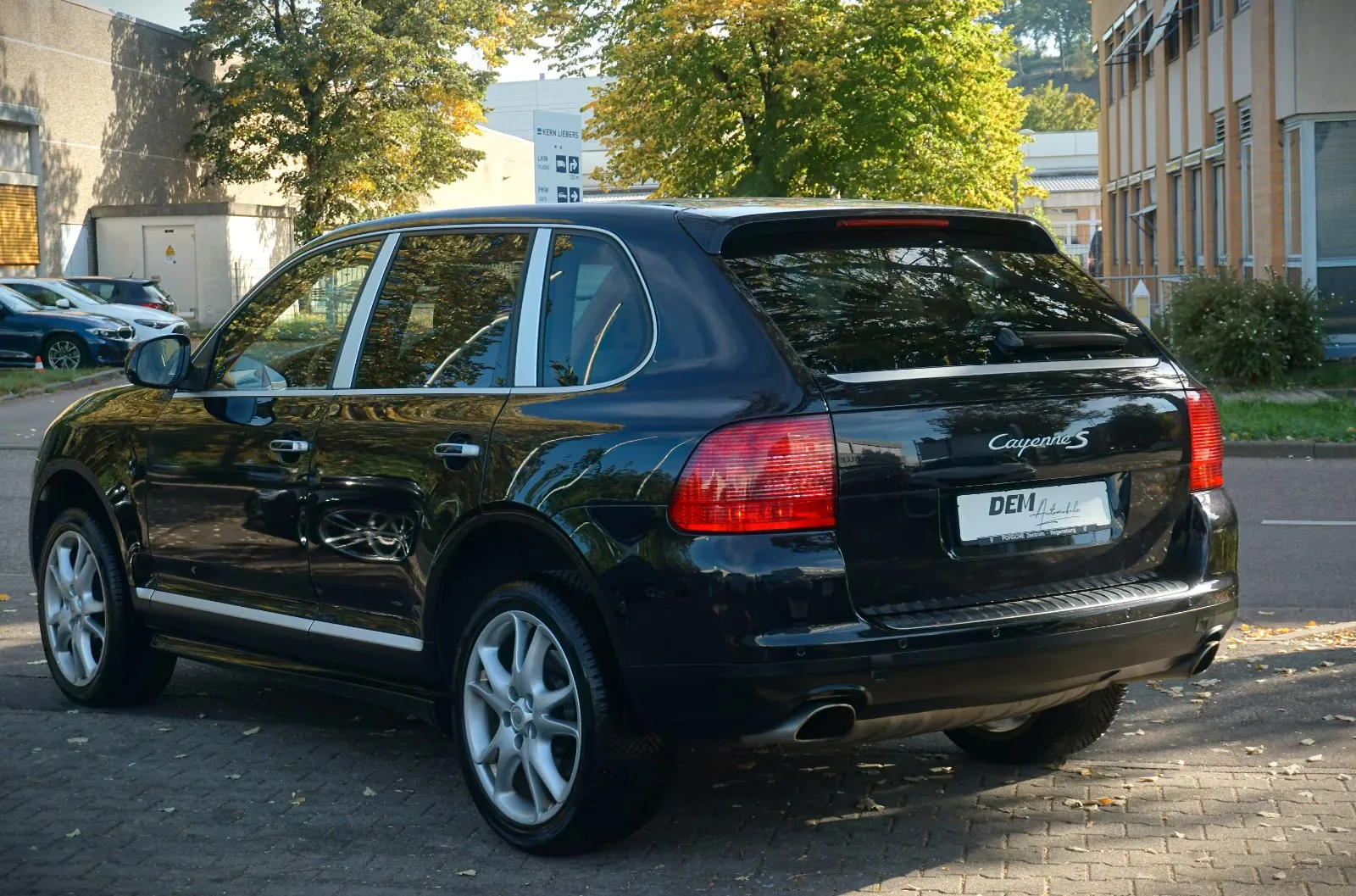 Porsche Cayenne S 4.5 V8 | 340 ch | BVA | Cuir beige | Toit ouvrant | GPS | Xénon | Sièges chauffants